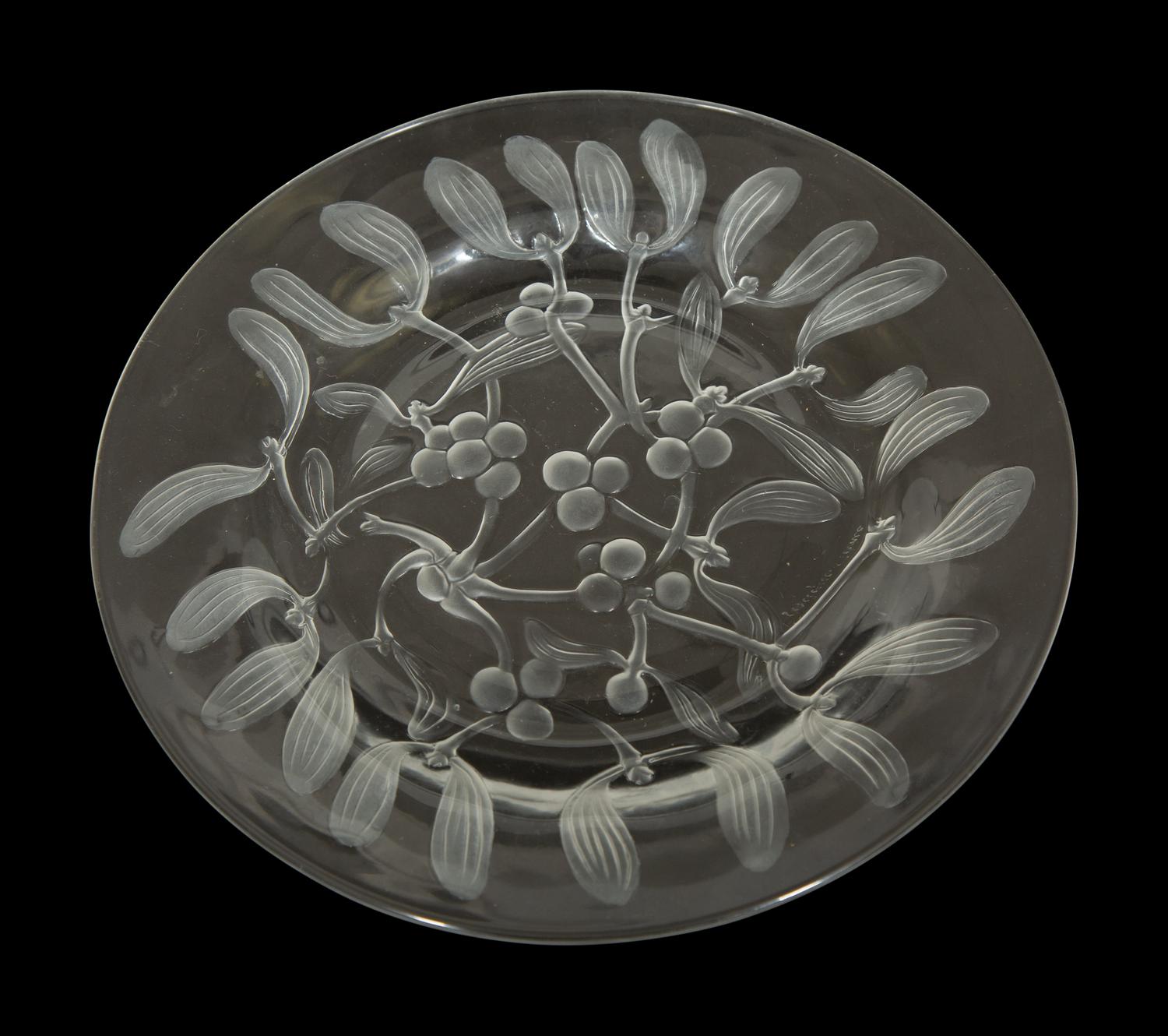 A Set of Ten Lalique Saint Sylvestre Plates