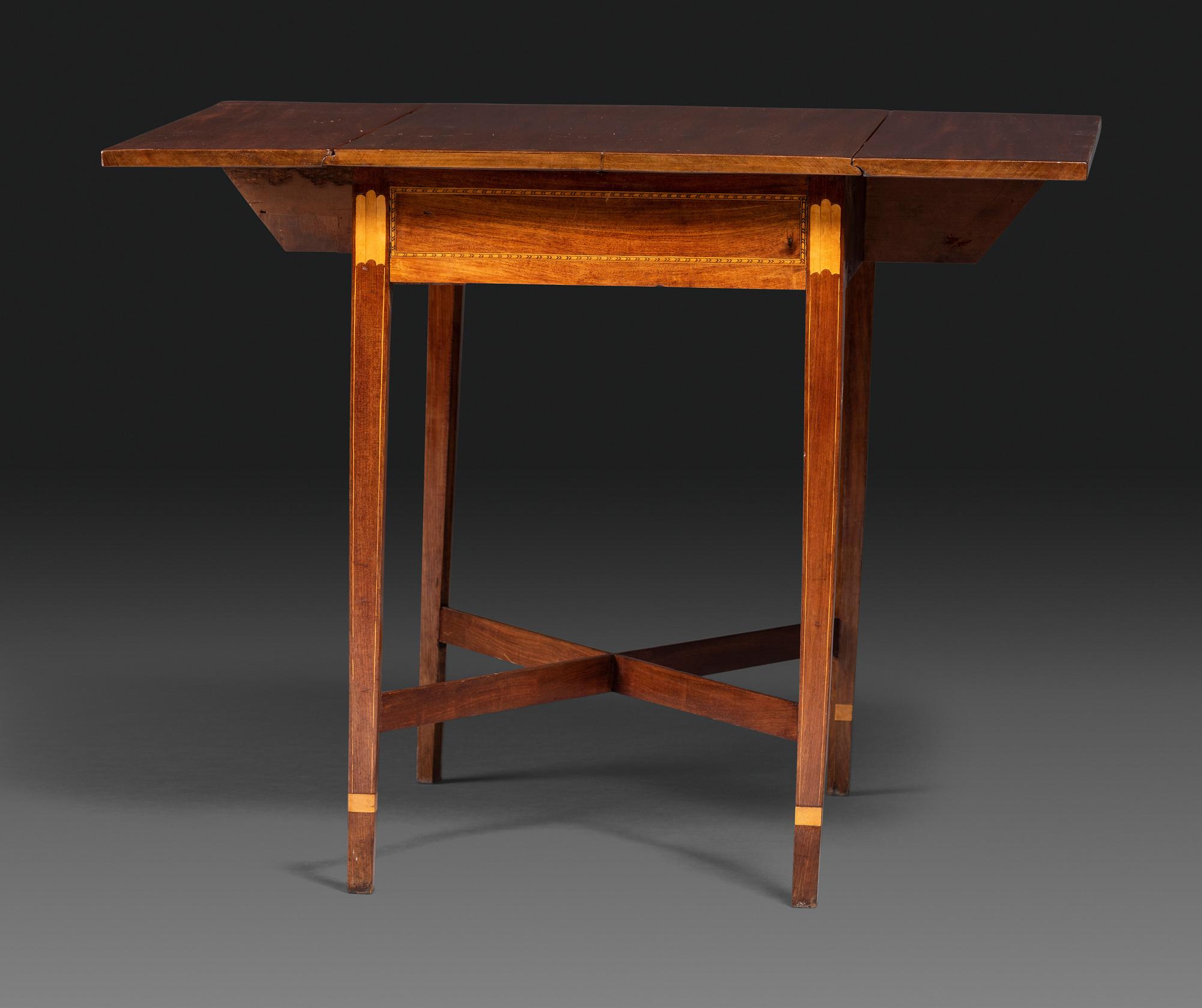 A Federal Inlaid Mahogany X-Stretcher Base Pembroke Table
