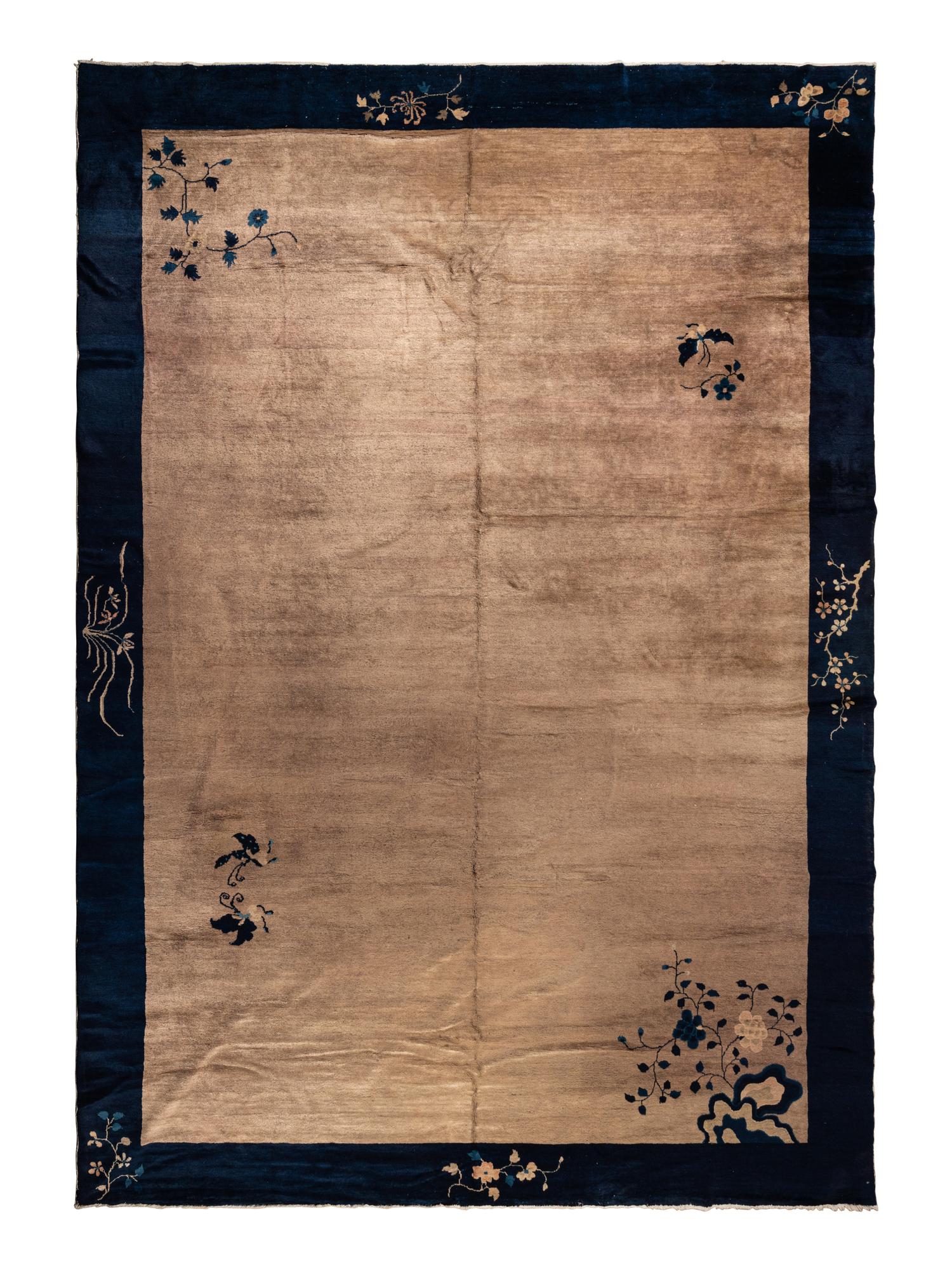 A Chinese 'Fette' Art Deco Wool Rug