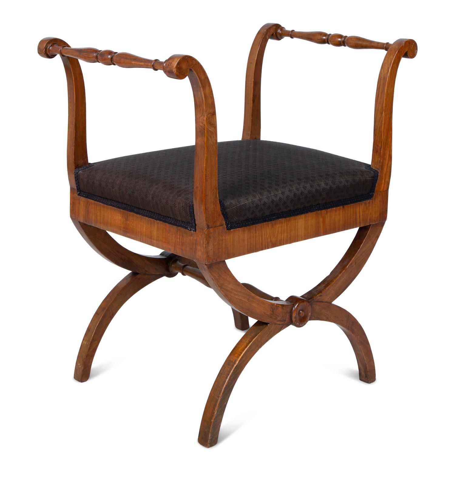 A Continental Walnut Curule Bench — 19TH CENTURY