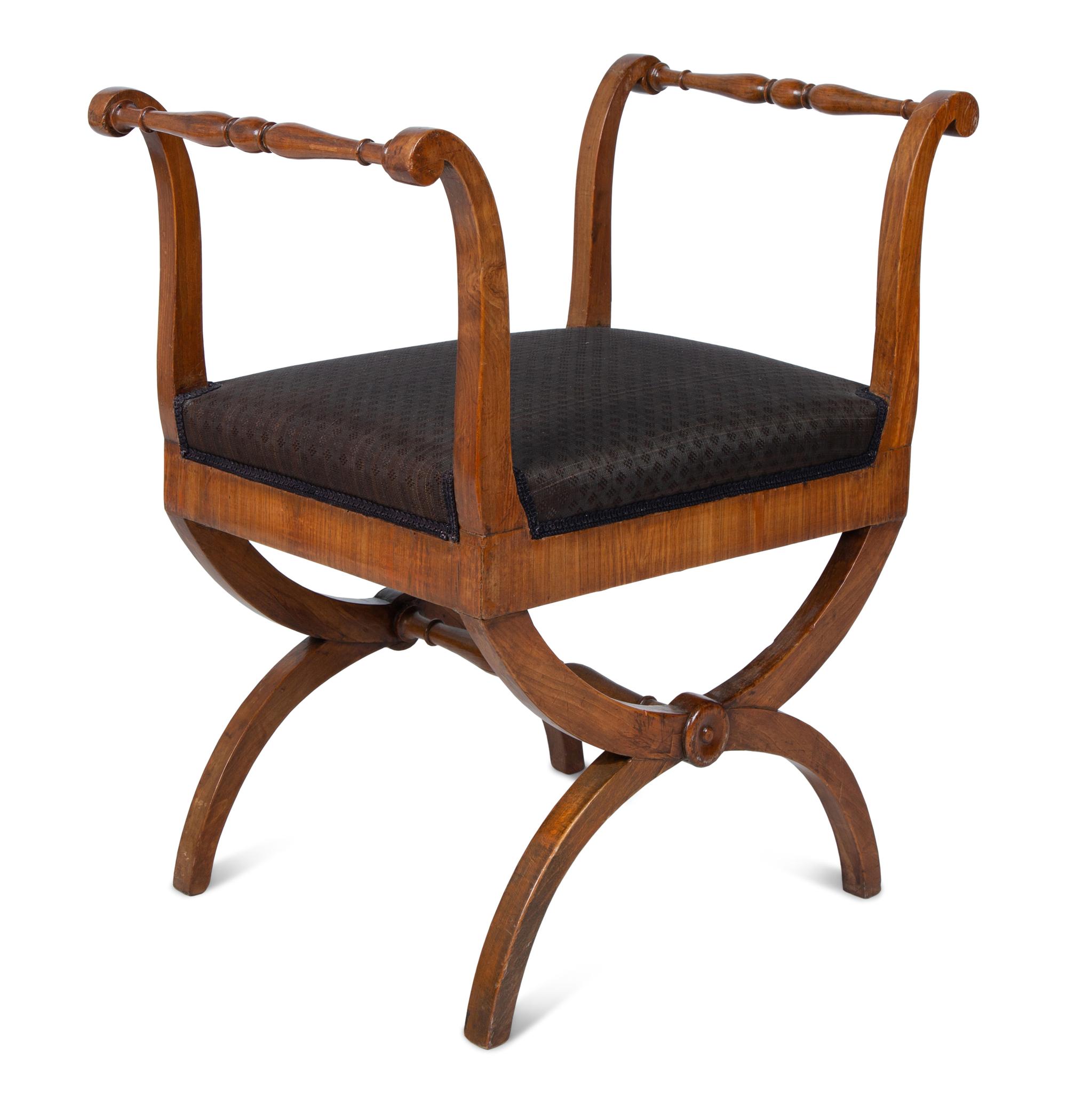 A Continental Walnut Curule Bench — 19TH CENTURY