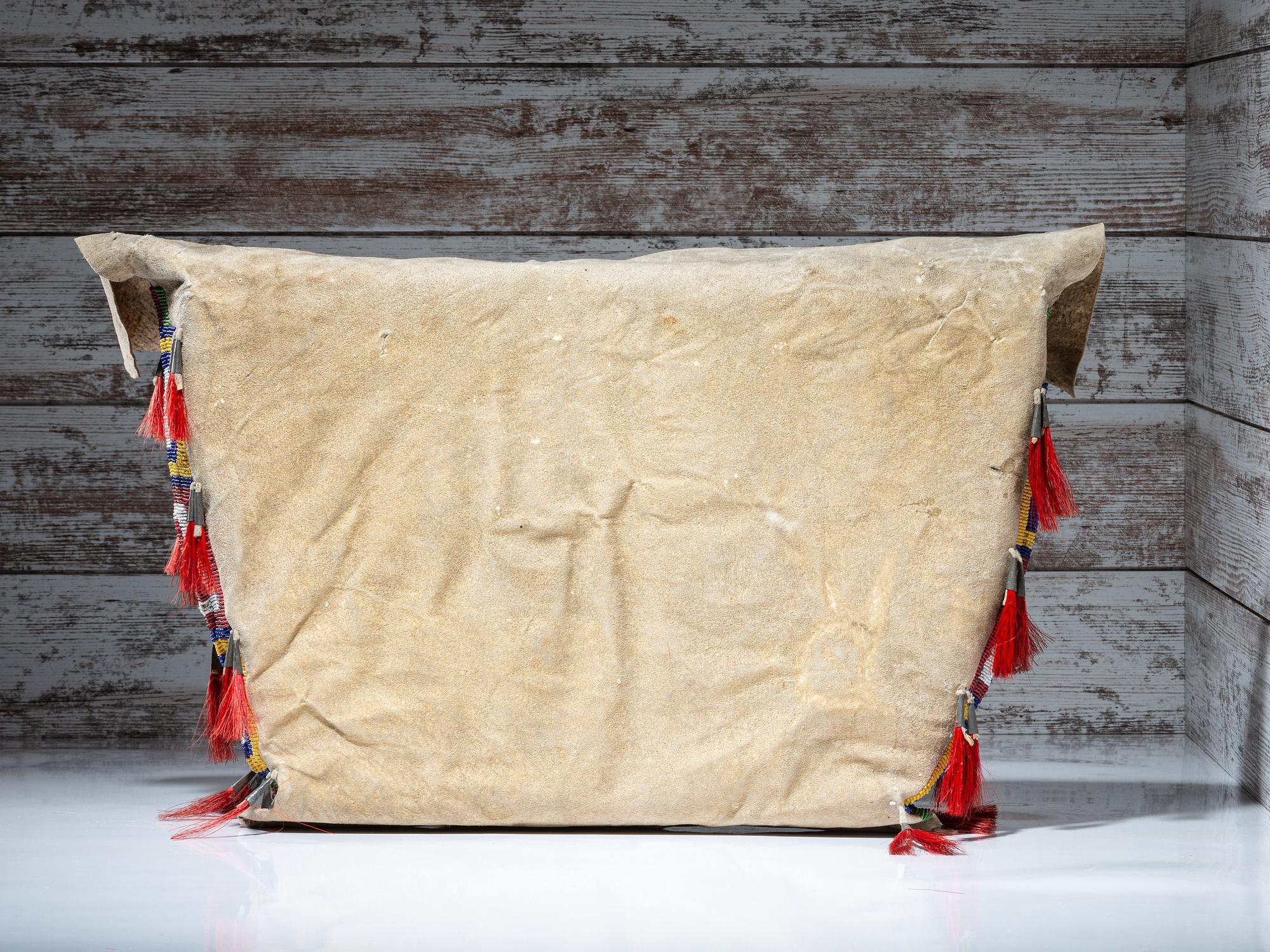 Sioux Beaded Hide Possible Bag