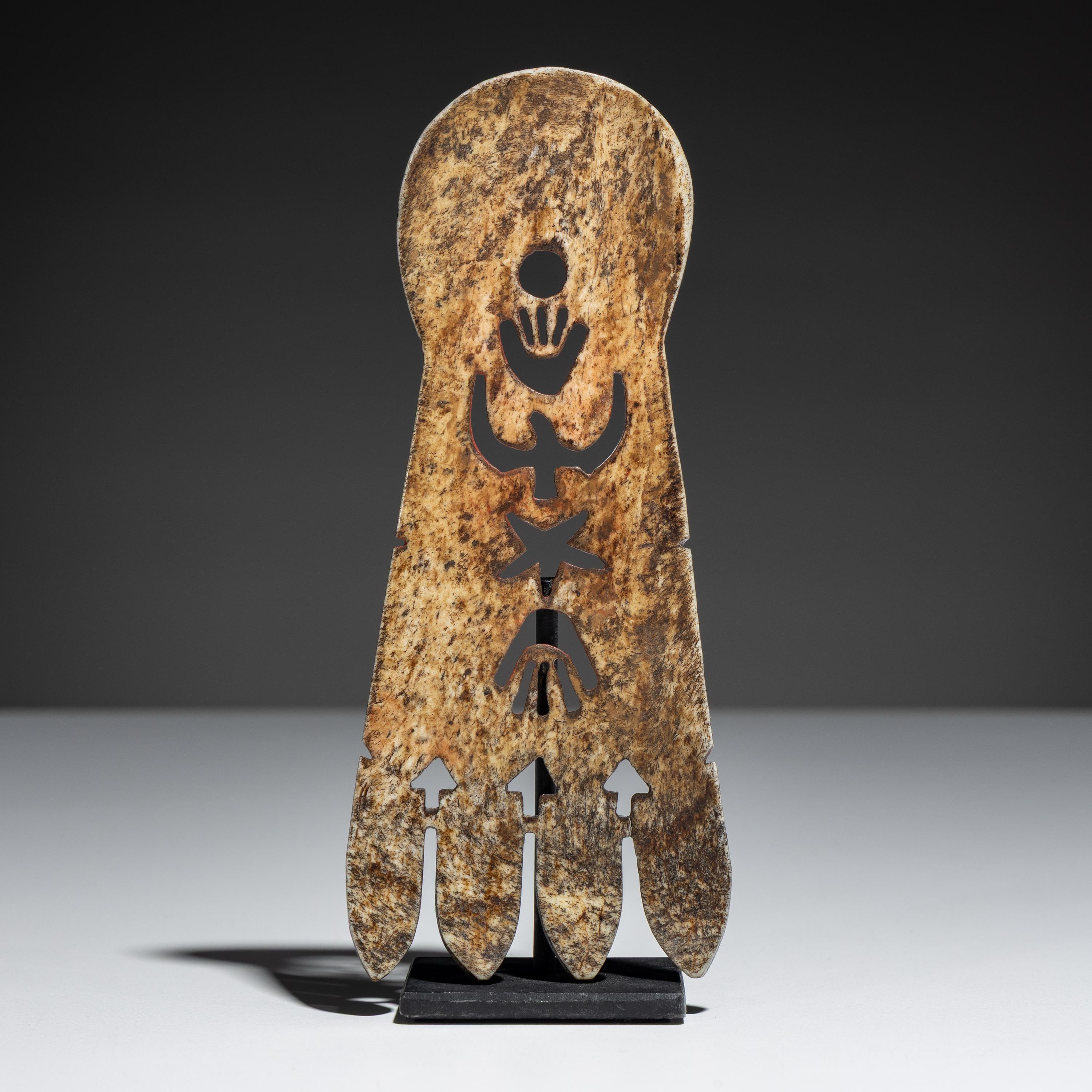 Sauk and Fox Decorated Roach Spreader
