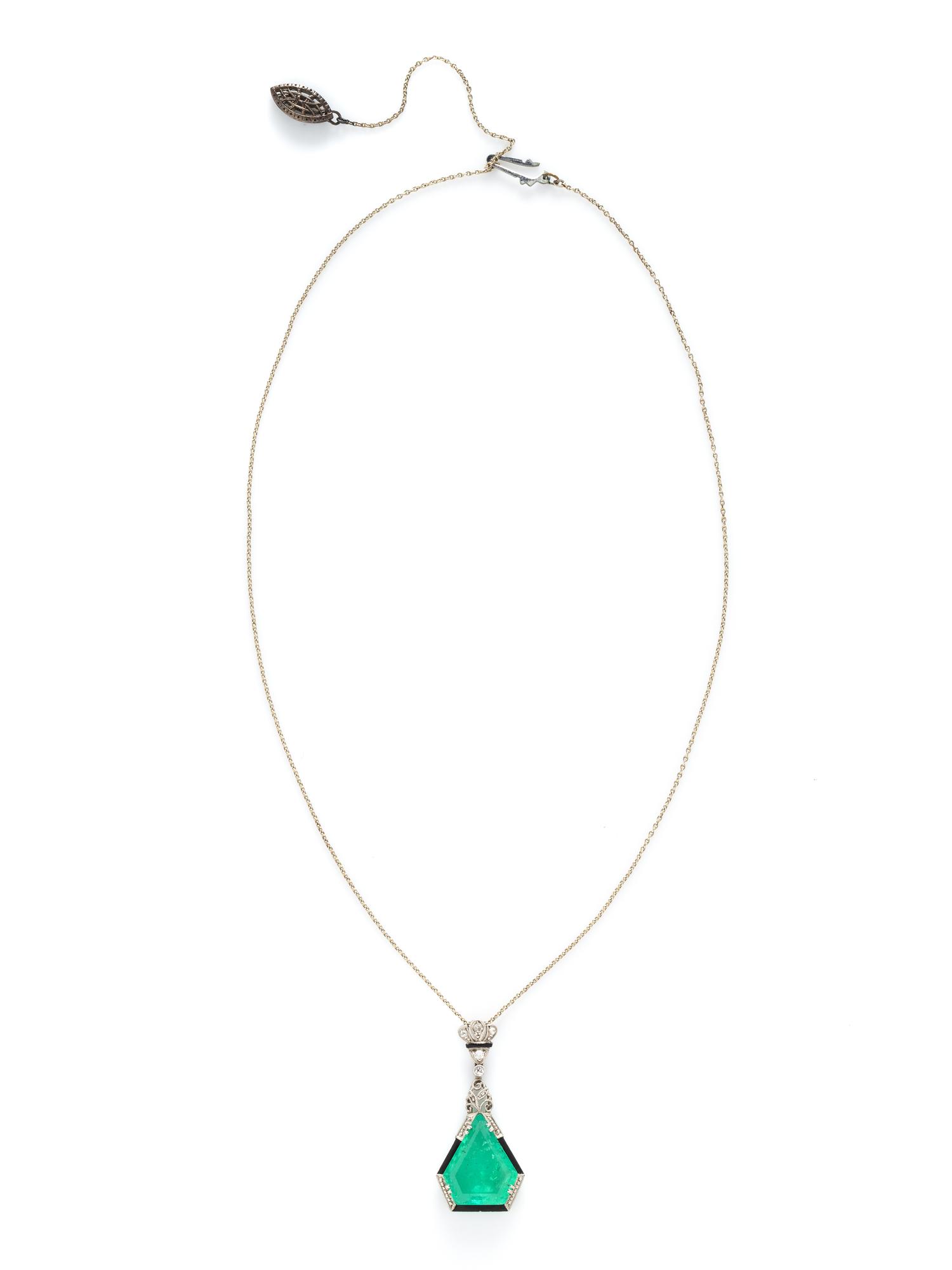 ART DECO, EMERALD, DIAMOND AND ENAMEL PENDANT