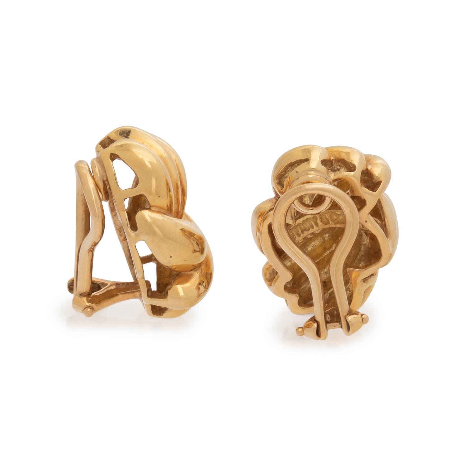 TIFFANY & CO., YELLOW GOLD EARRINGS