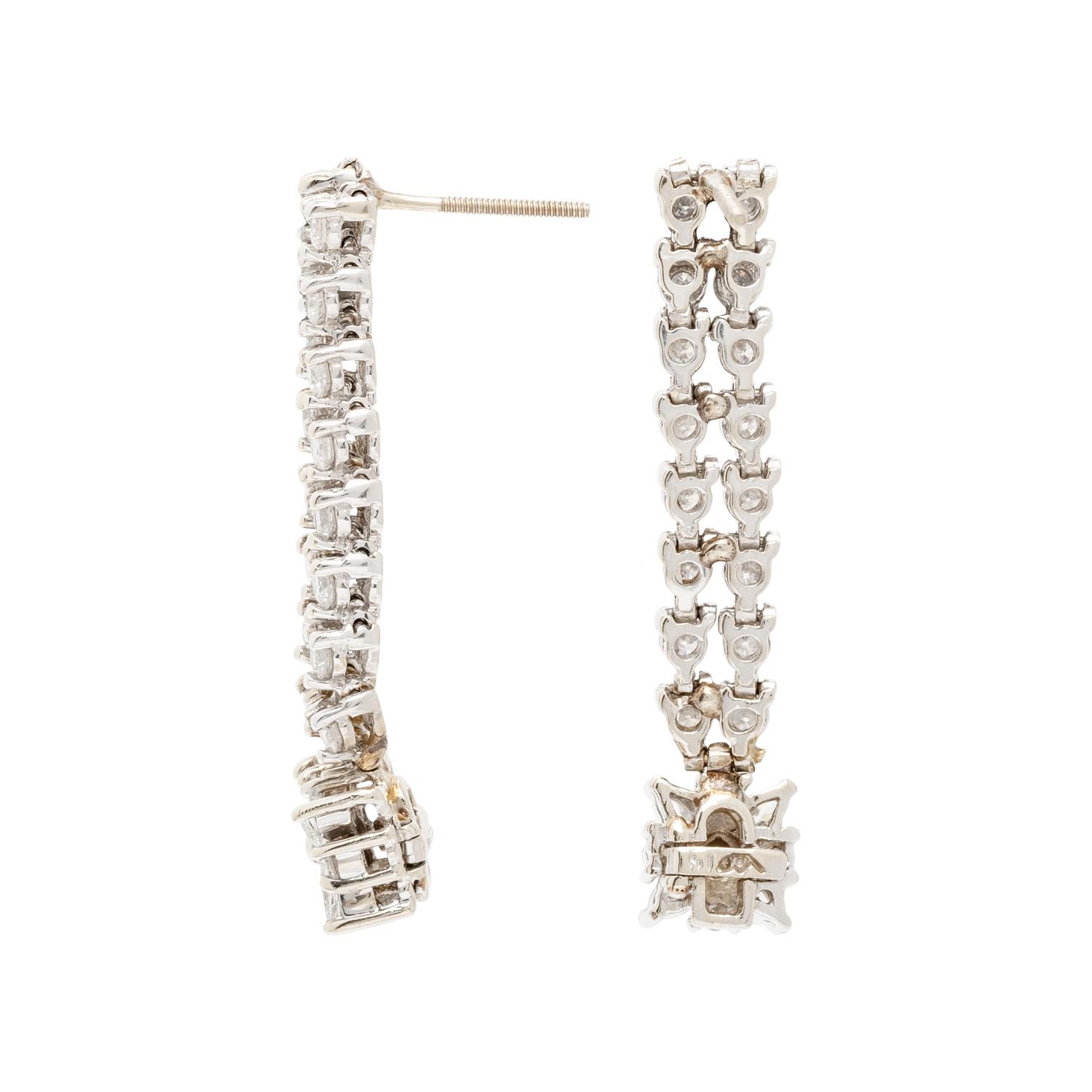 DIAMOND AND WHITE GOLD FLOWER BRACELET AND EARRINGS