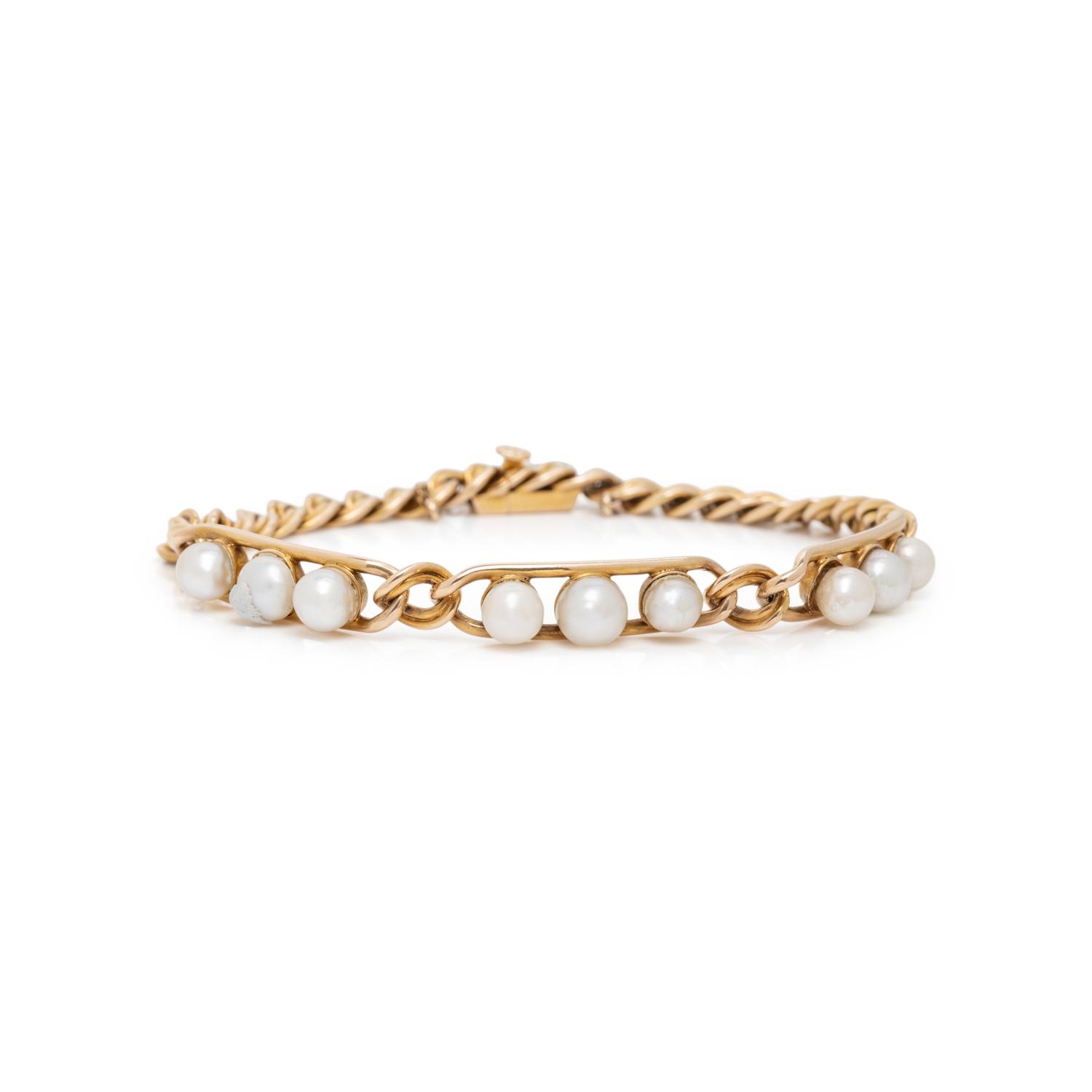 CULTURED PEARL AND YELLOW GOLD BRACELET