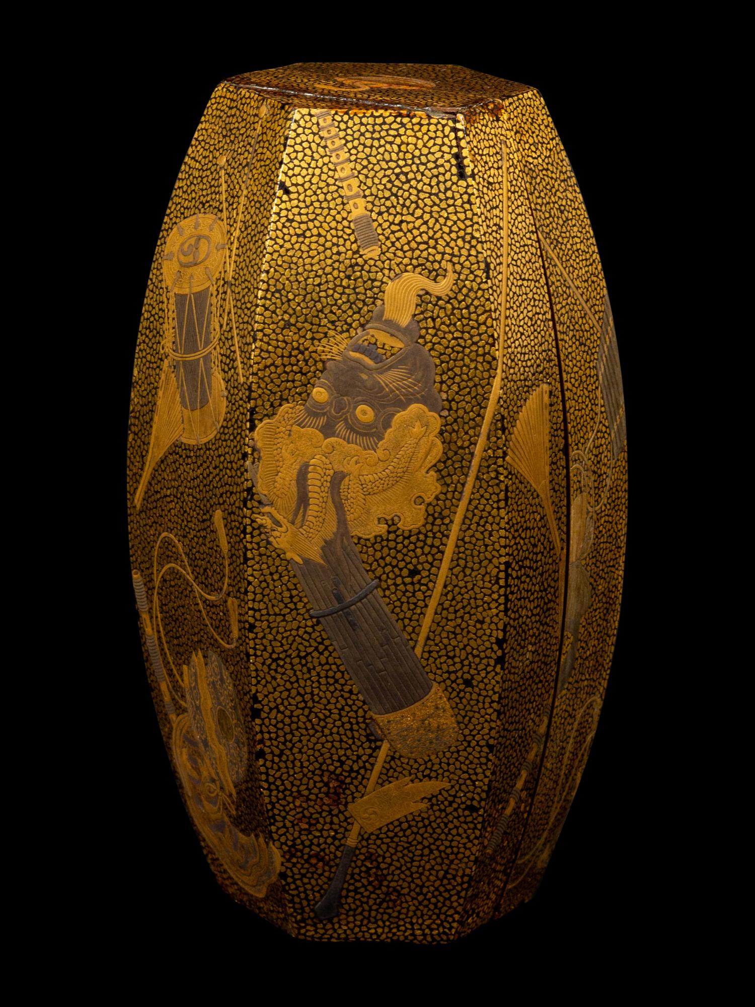 A Japanese Gold Lacquer Drum-Form Covered Box, Kobako