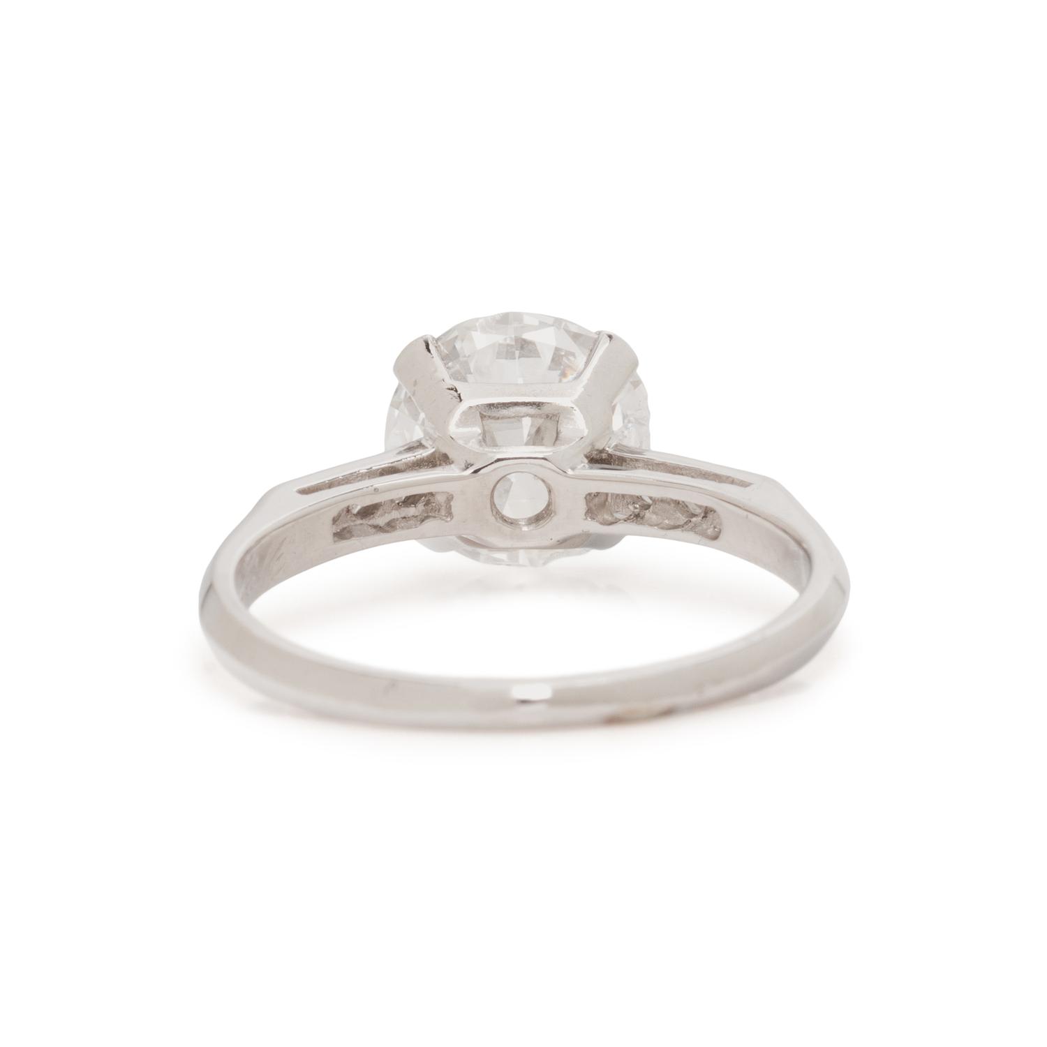 DIAMOND RING