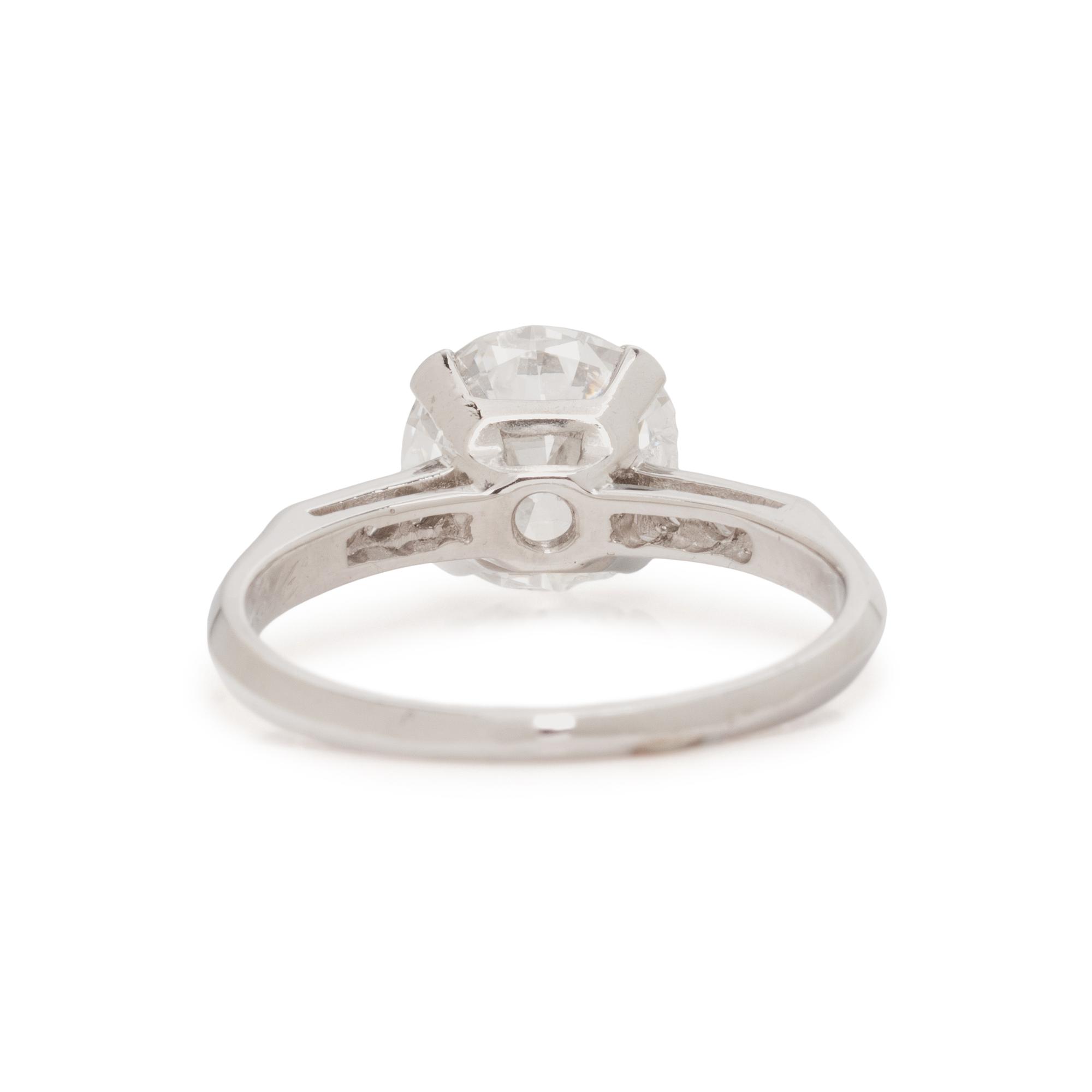 DIAMOND RING