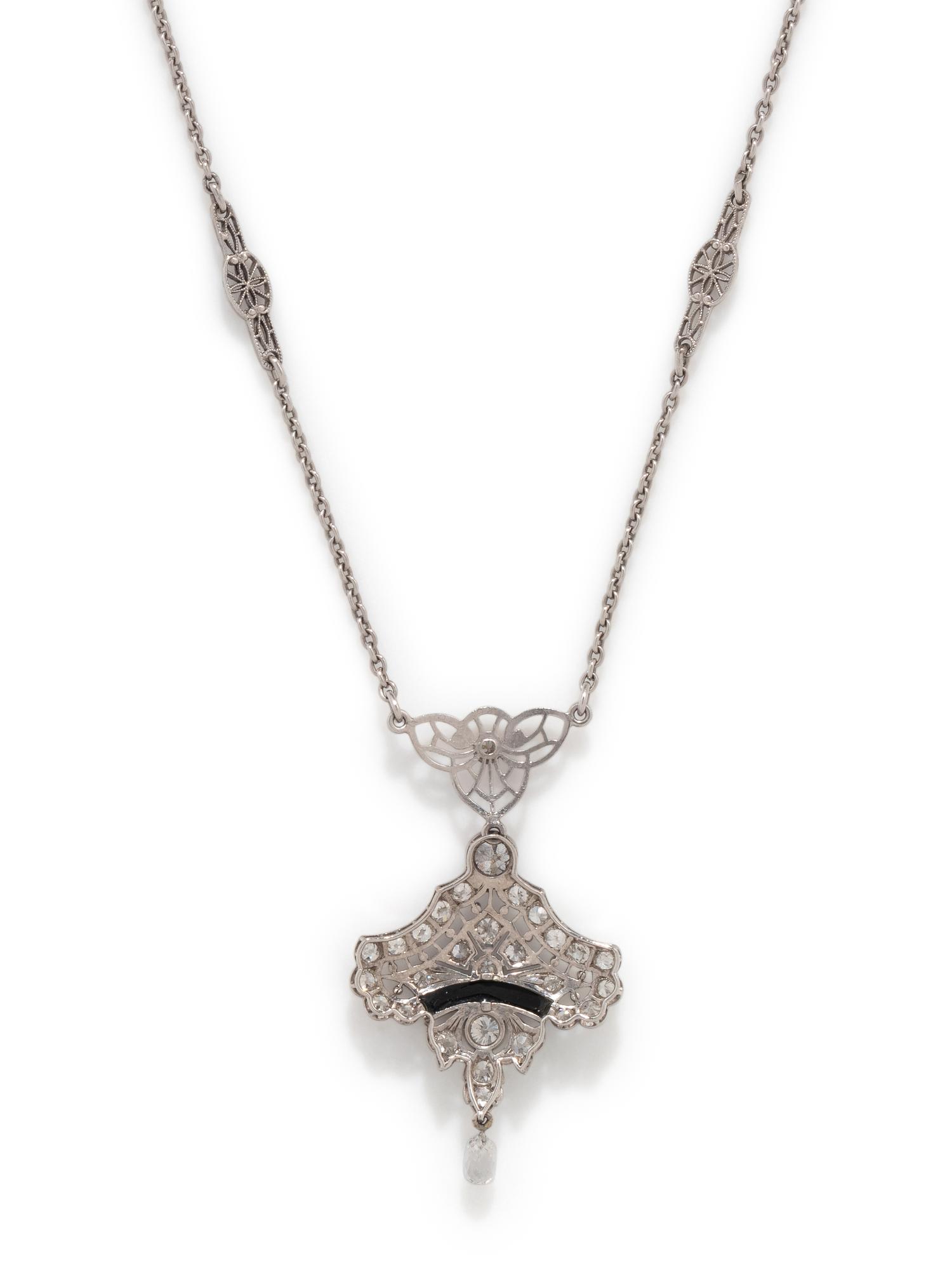 ART DECO, DIAMOND AND ONYX NECKLACE