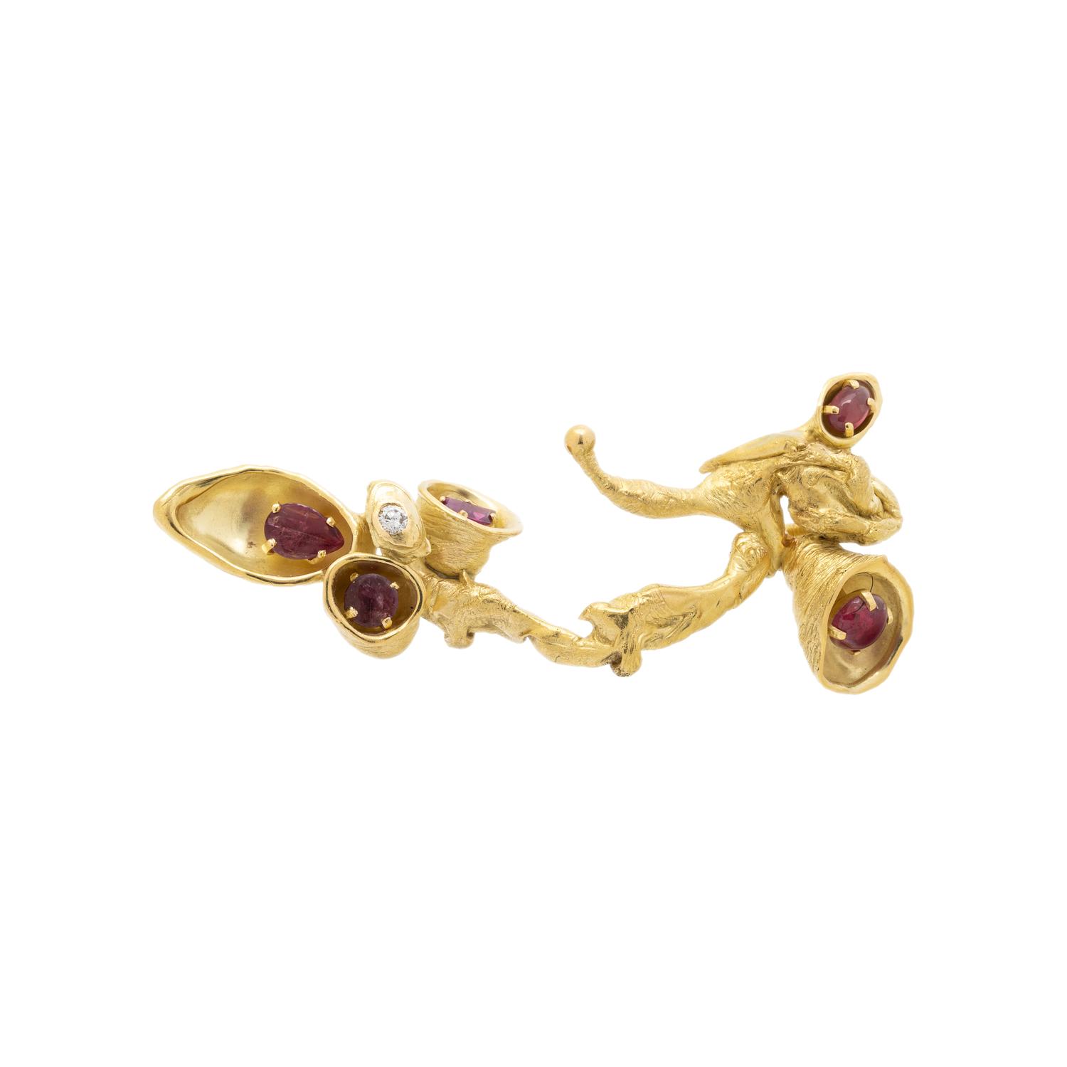 RUBY, DIAMOND, AND YELLOW GOLD BROOCH