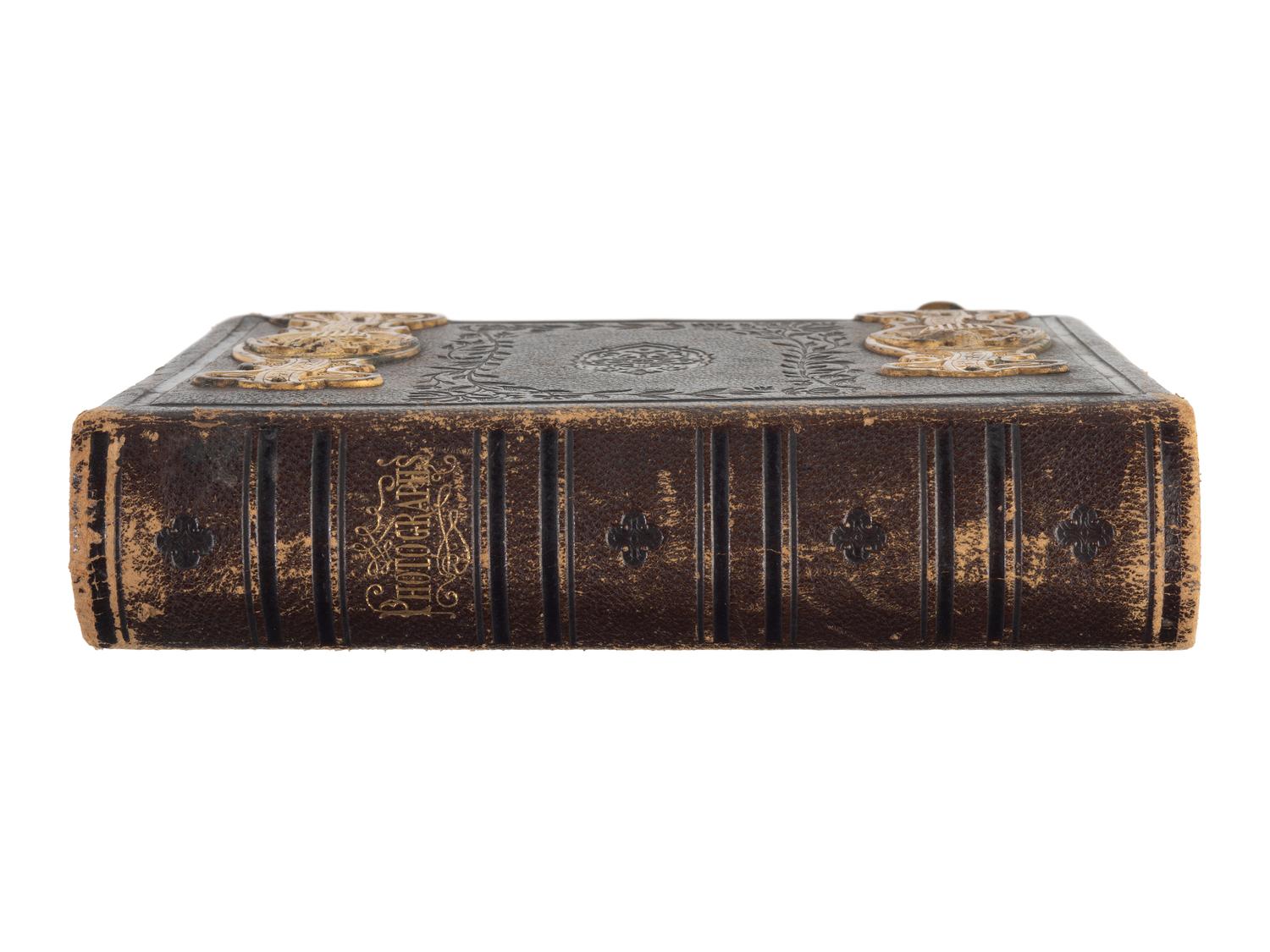Patriotic album containing 24 engraved CDVs of Union generals. New York: Leavitt & Allen, 1862.