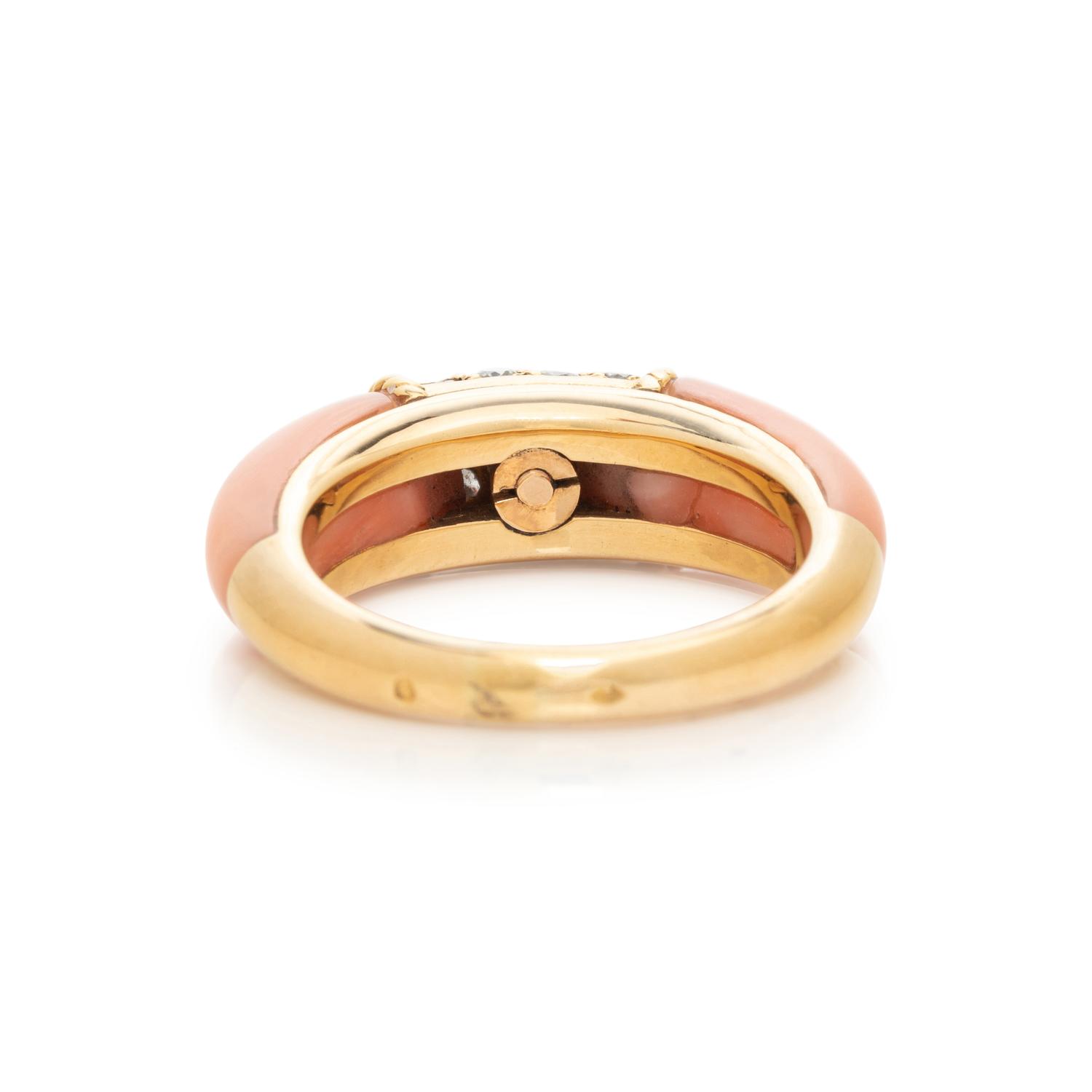 VAN CLEEF & ARPELS, YELLOW GOLD, DIAMOND AND CORAL 'PHILIPPINE' RING