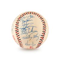 A 2000 All-Star Game National League Team Signed Autograph Baseball (Beckett Authentication Services)