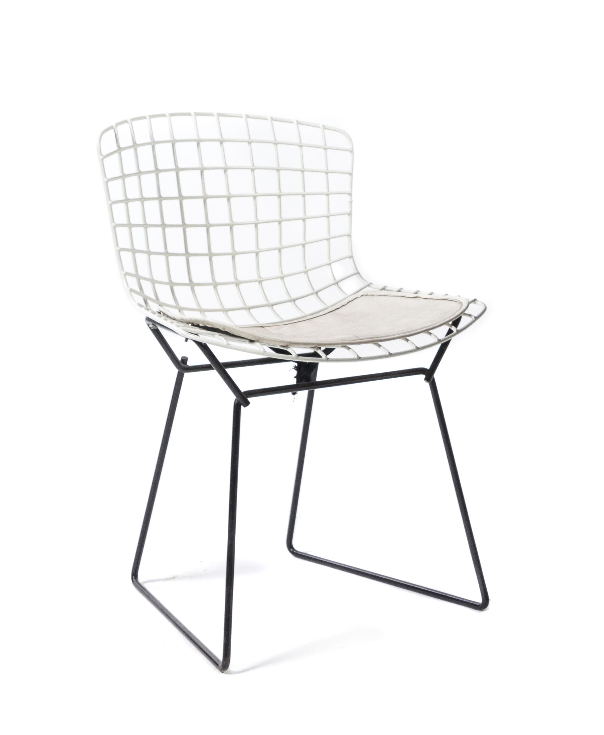 Harry Bertoia (Italian, 1915-1978), KNOLL, a child's chair