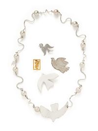COLLECTION OF DOVE MOTIF COSTUME JEWELRY