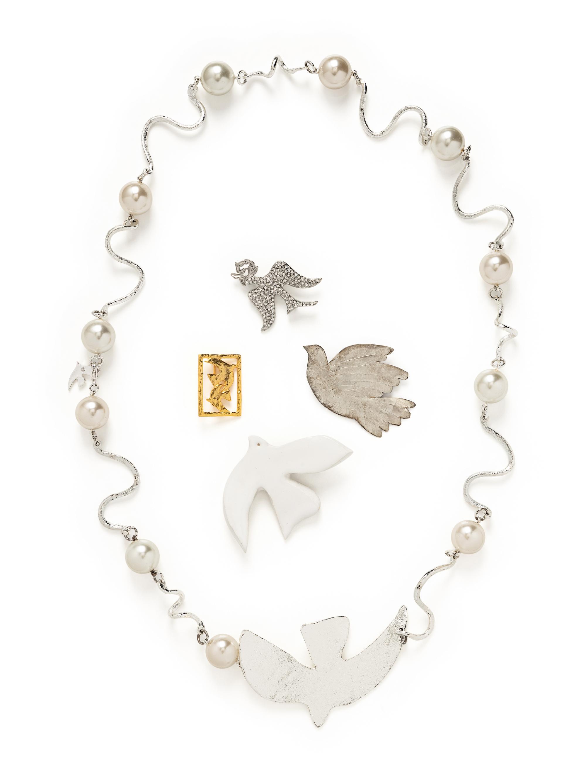 COLLECTION OF DOVE MOTIF COSTUME JEWELRY
