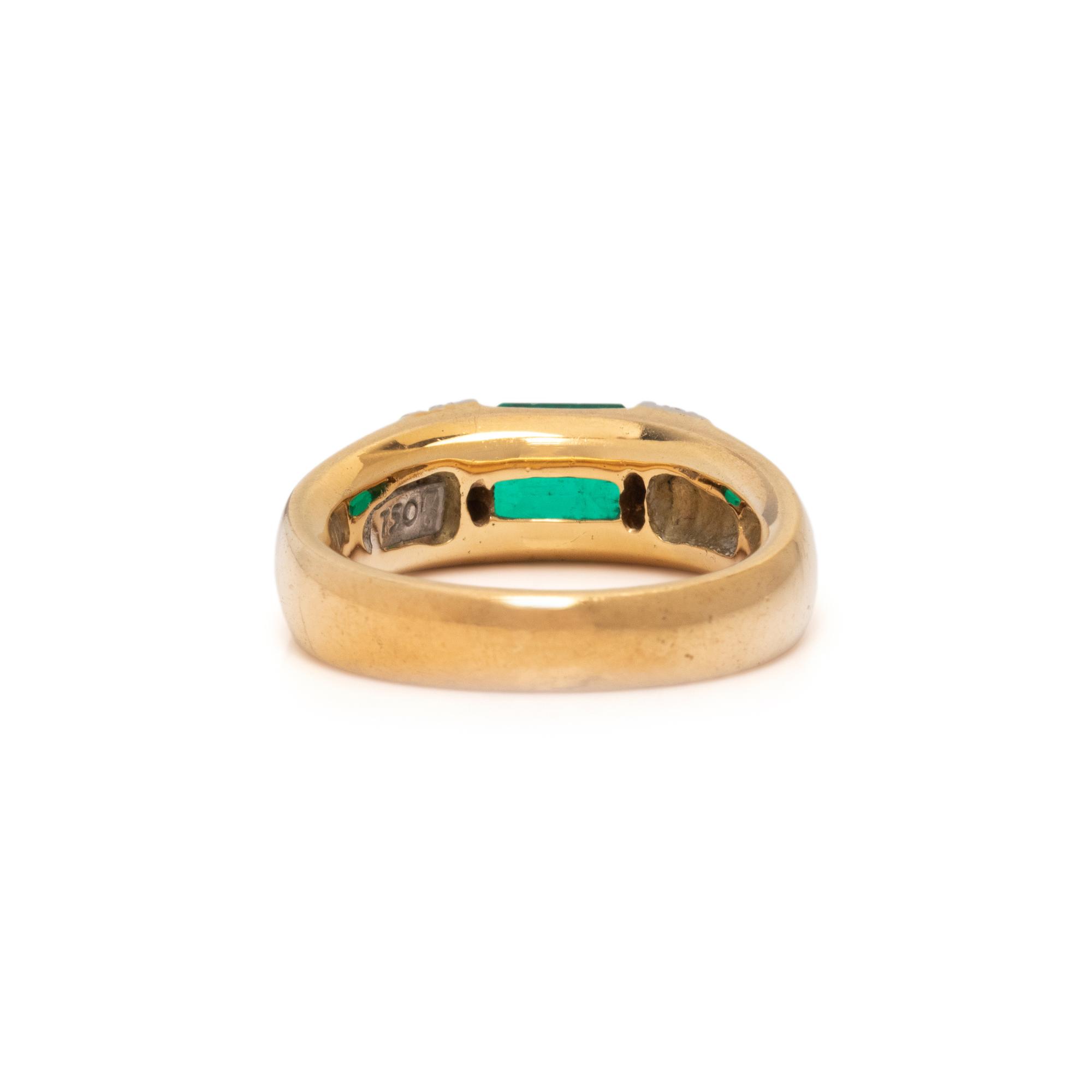 EMERALD AND DIAMOND RING