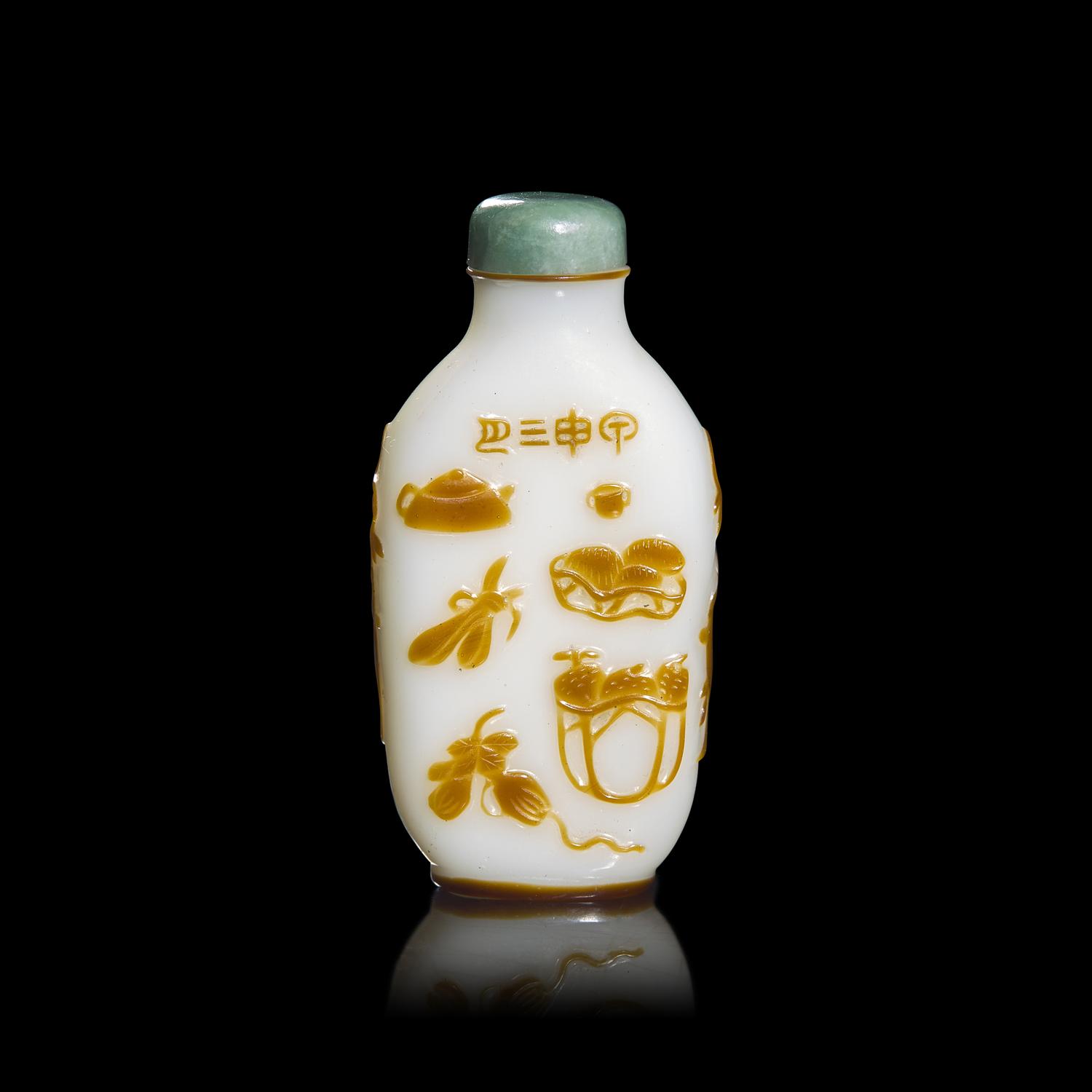 A Chinese Yangzhou Type Brown Overlaid White Glass Snuff Bottle