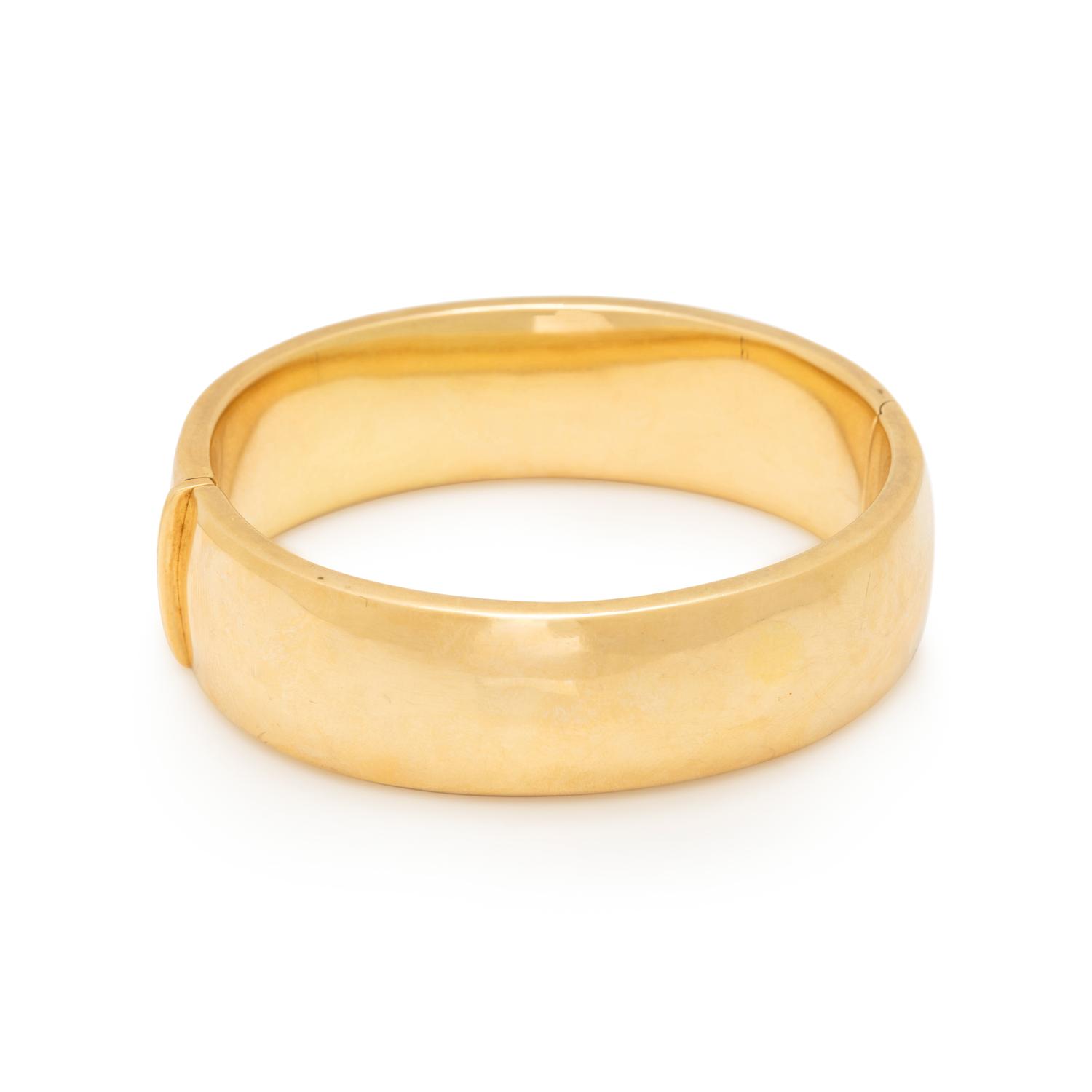 YELLOW GOLD BANGLE BRACELET