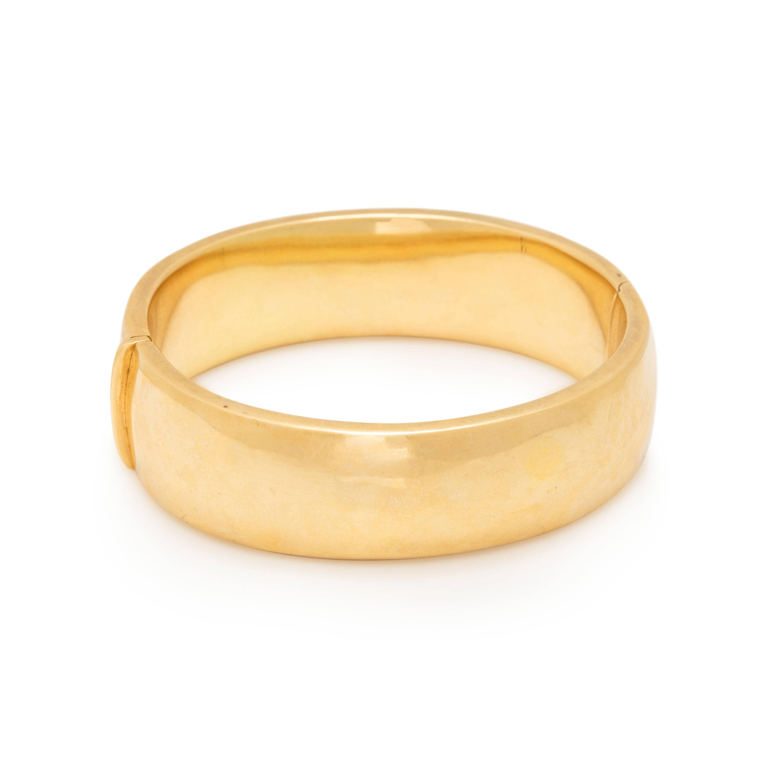 YELLOW GOLD BANGLE BRACELET