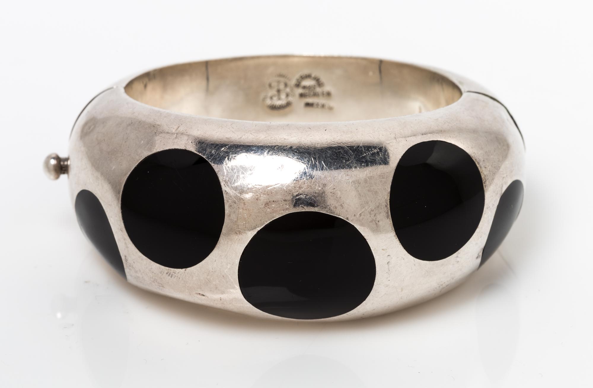 A Sterling Silver and Lucite Polka Dot Bangle Bracelet, Los Ballesteros, Pre-1948, 72.90 dwts.