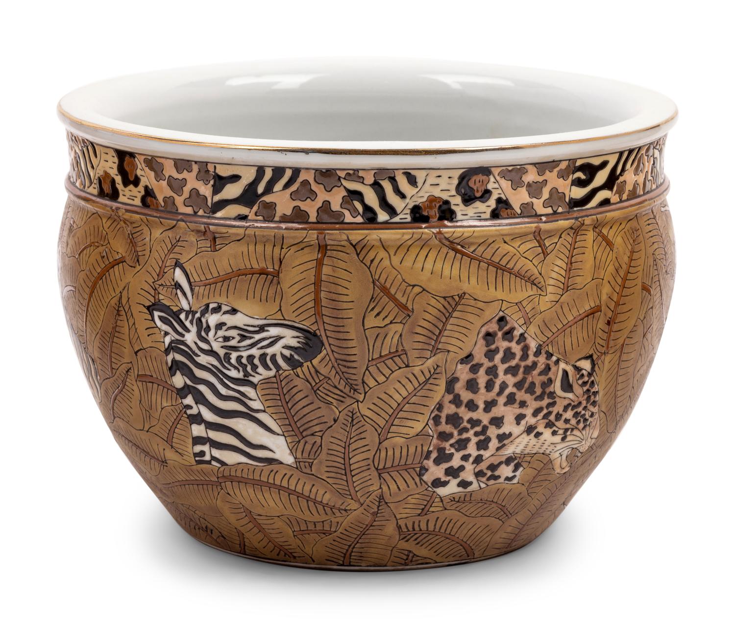 A Pair of Chinese Export Porcelain Animal Pattern Jardinières