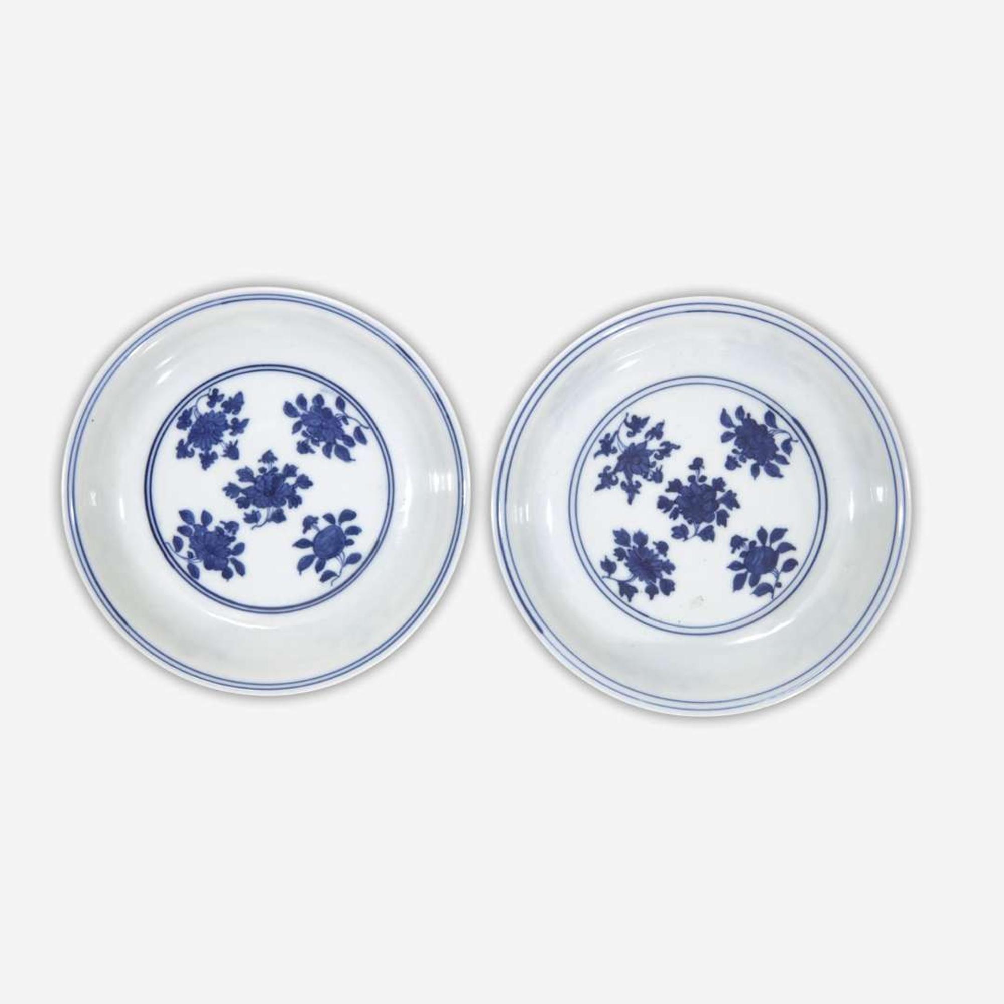 A pair of Chinese blue and white "floral" dishes 青花瓷花卉盘 Wanli six-character marks, but probably later ????? ?????