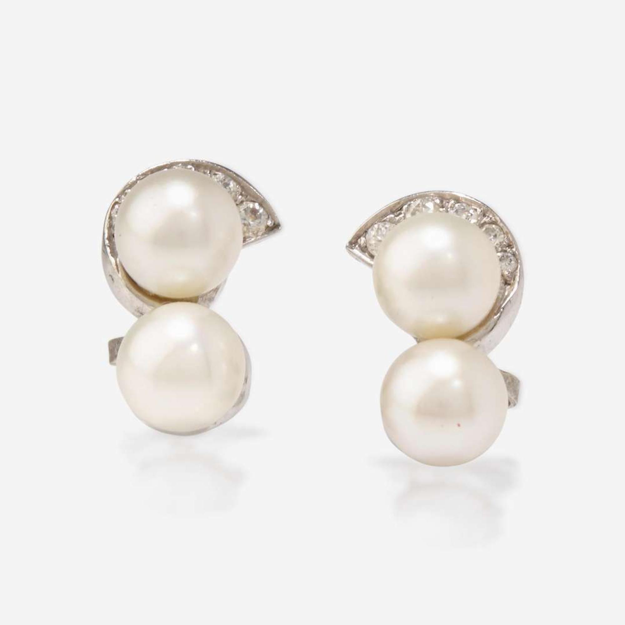 A Collection of Pearl and Gemstone Jewelry