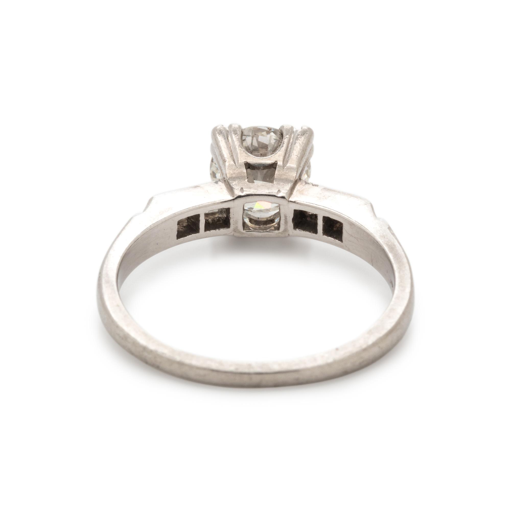 DIAMOND RING