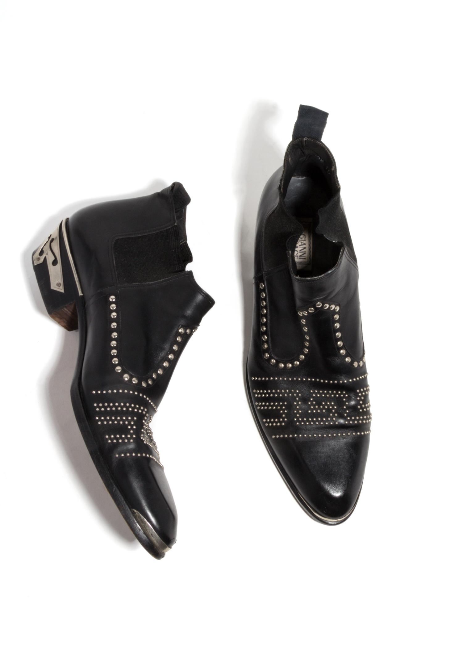 A Gianni Versace Black Leather Western Men's Ankle Boot, Size 10.