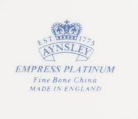 An Aynsley Porcelain Dinner Service