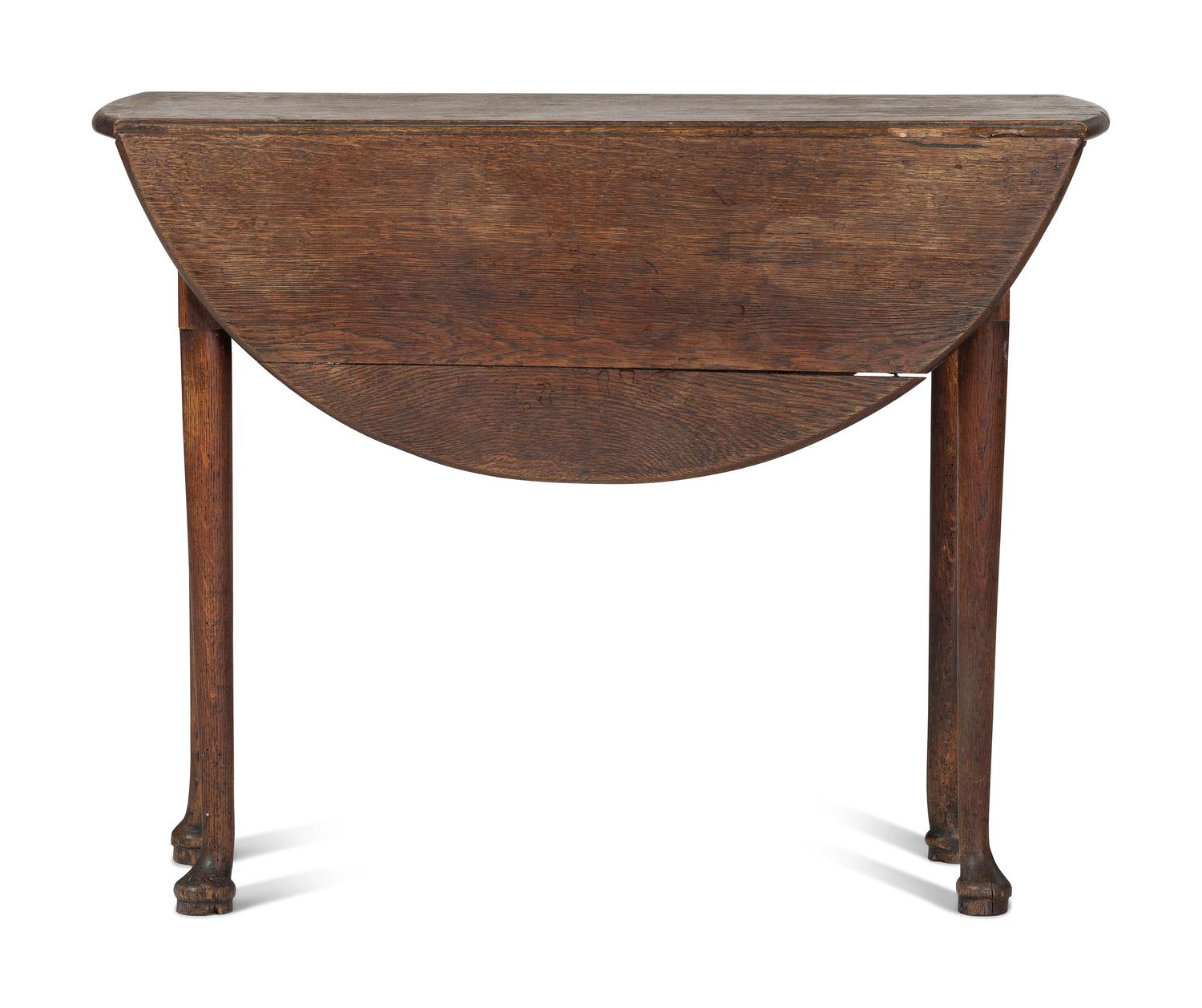 A Queen Anne Oak Drop-Leaf Dining Table