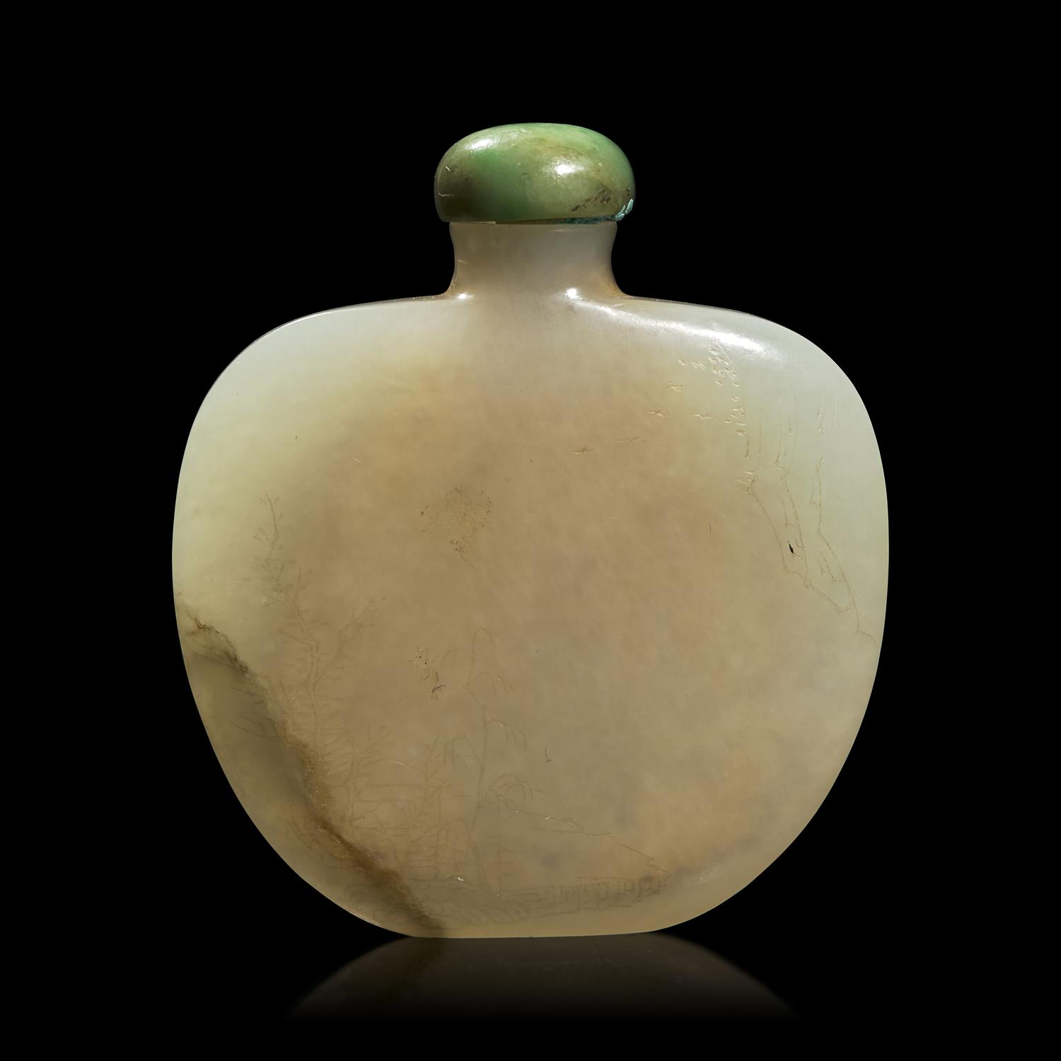 A Chinese Greyish-White Jade Snuff Bottle, 18th/19th Century