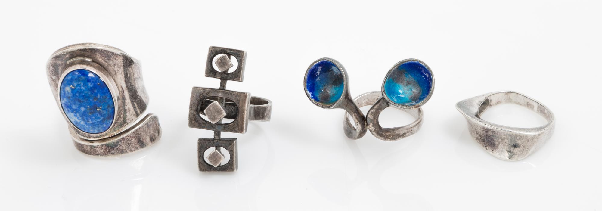 A Collection of Mid-Century Modernist Silver Rings, 22.80 dwts.
