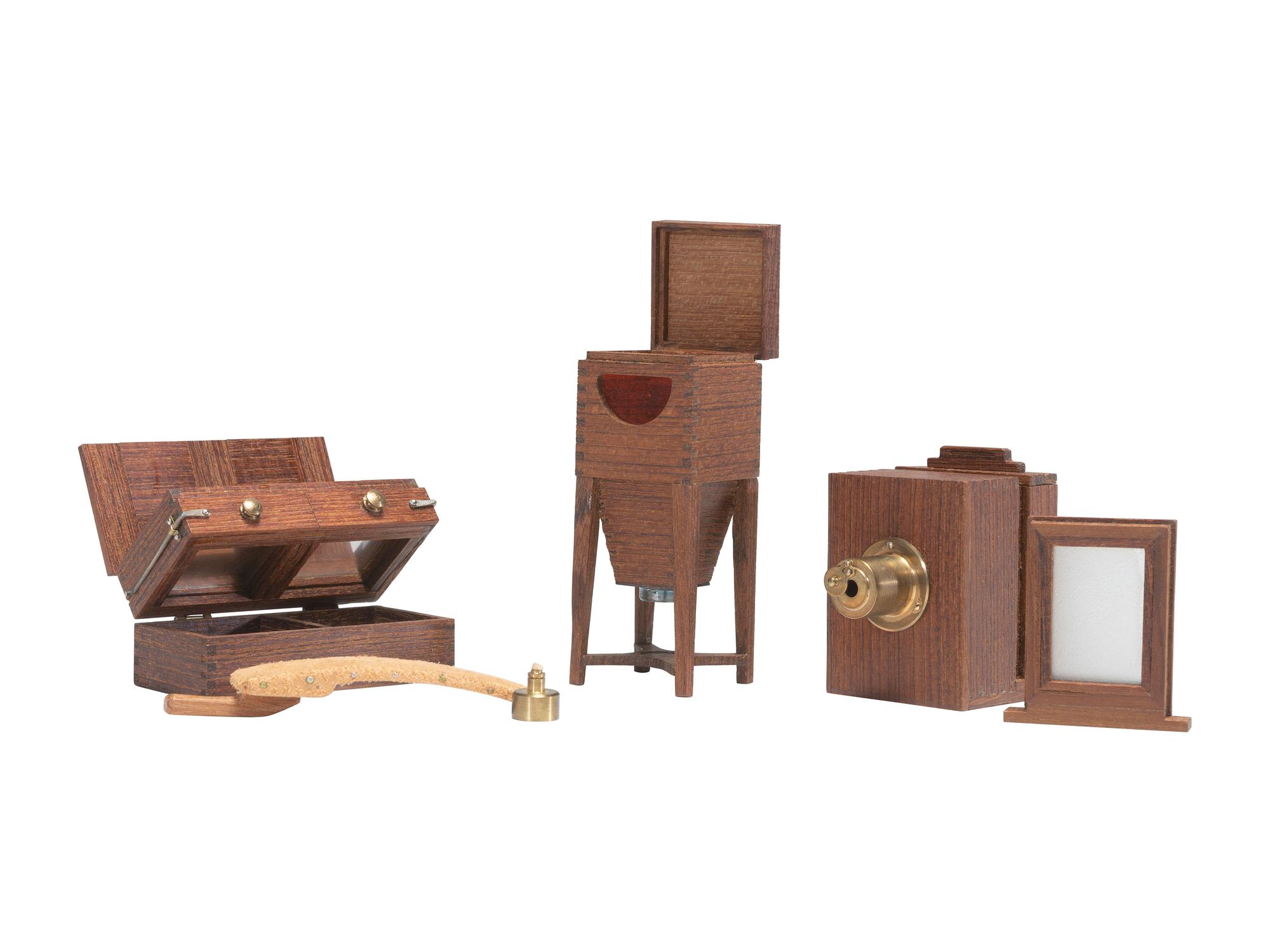 [CAMERAS]. Miniature daguerreotype outfit in custom box by Ake Hultman, 1999.