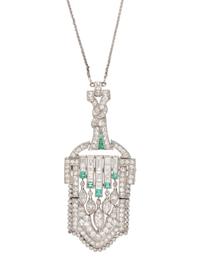 ART DECO, DIAMOND AND EMERALD PENDANT NECKLACE