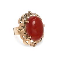 YELLOW GOLD AND CORAL RING