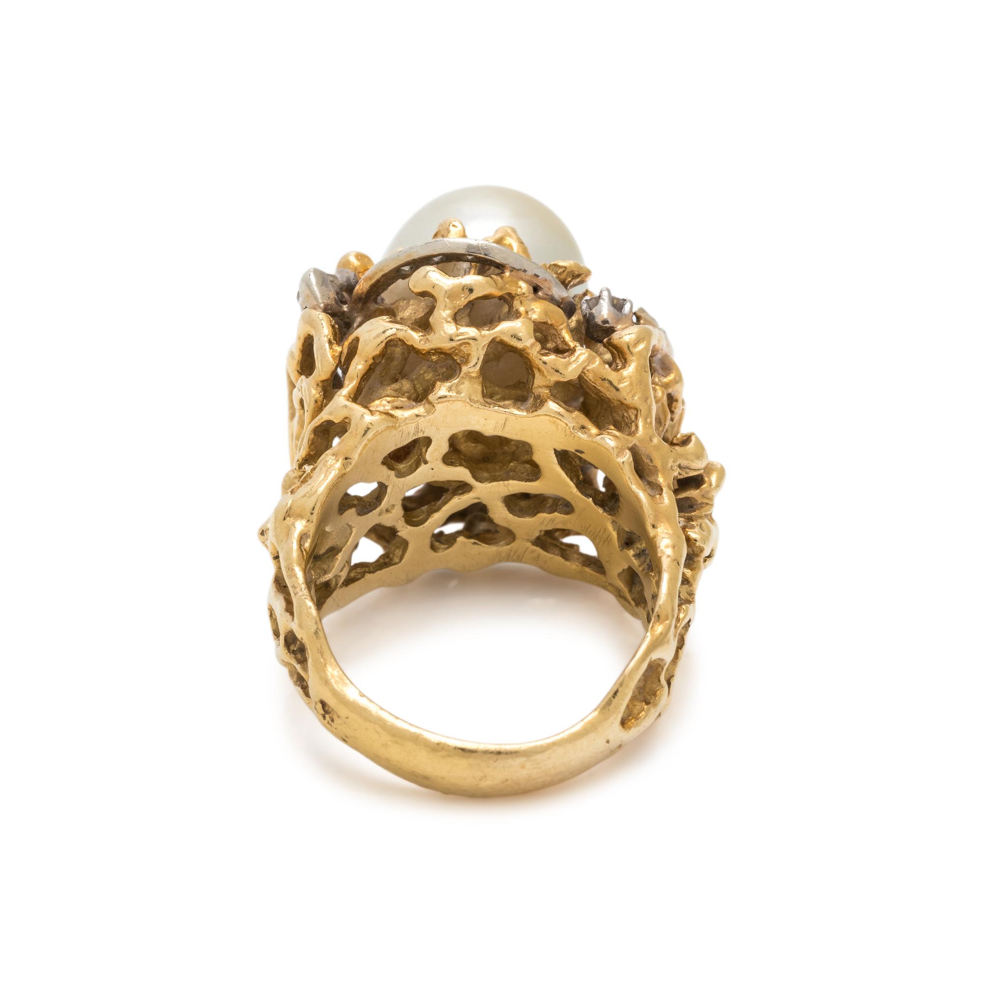 YELLOW GOLD, CULTURED PEARL AND DIAMOND RING