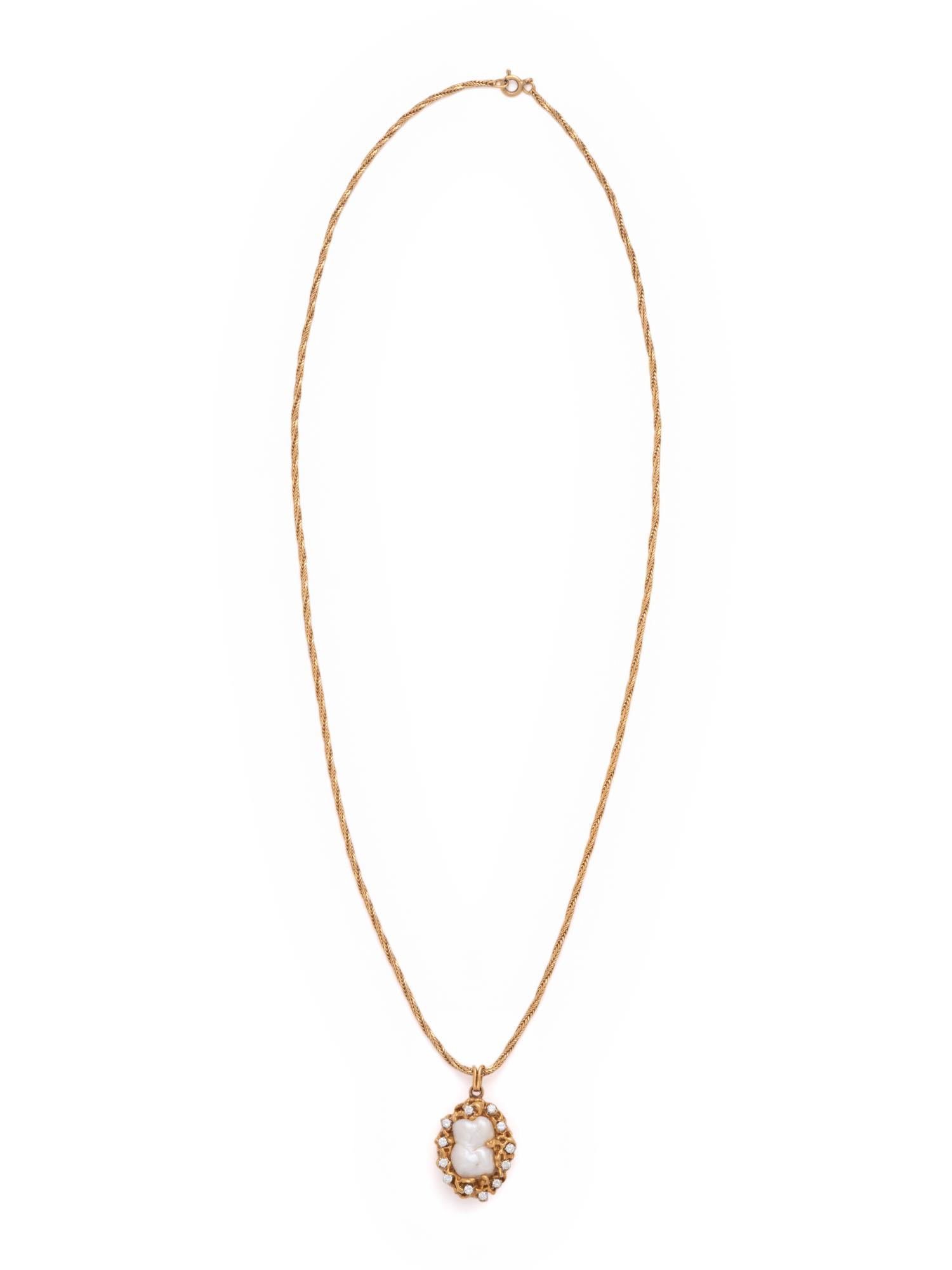 YELLOW GOLD, BAROQUE PEARL AND DIAMOND PENDANT/NECKLACE