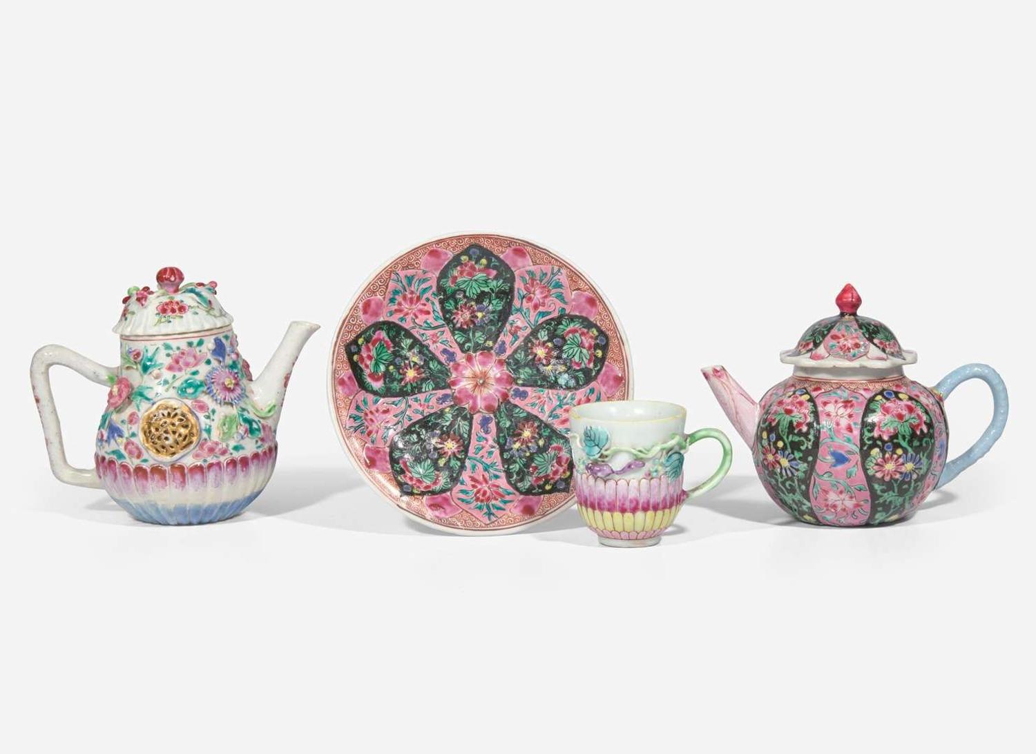 Two Chinese export famille rose porcelain teapots, a stand and a teacup, Yongzheng to early Qianlong period 粉彩茶壺兩件 及座子和茶杯 清 雍正至乾隆