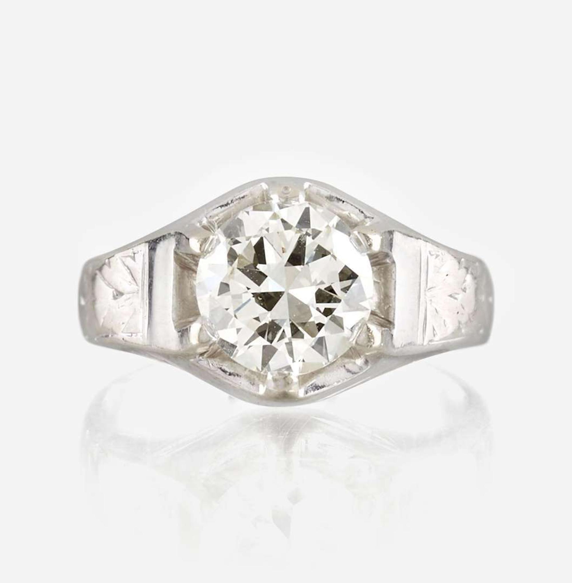 A diamond solitaire
