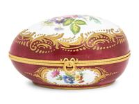 A Limoges Porcelain Box