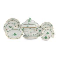 A Herend Chinese Bouquet Green Dinner Service