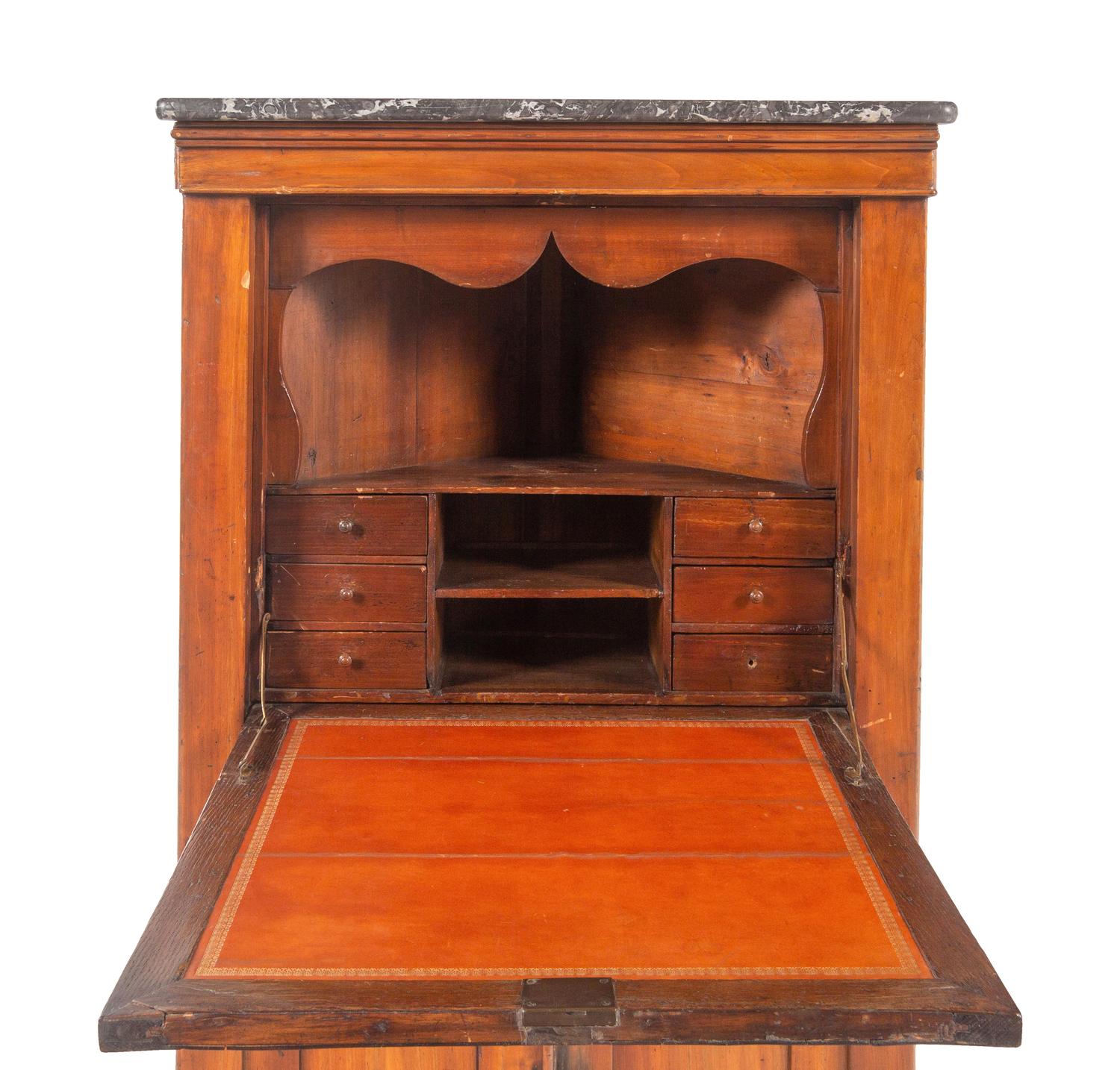 A Continental Fruitwood Corner Secrétaire à Abattant