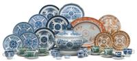 Group of Chinese Export porcelain blue "Fitzhugh" and "Fitzhugh" variant tablewares mostly 19th century