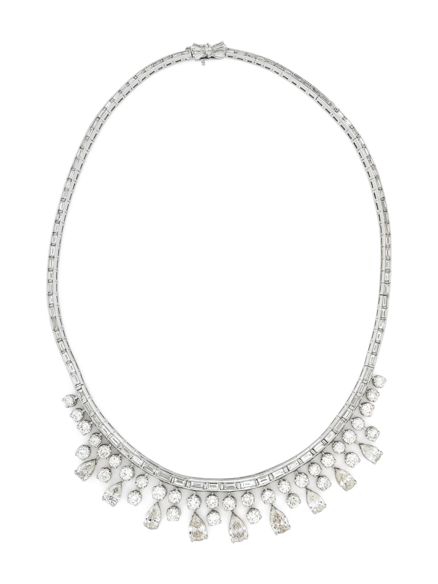 DIAMOND AND PLATINUM NECKLACE