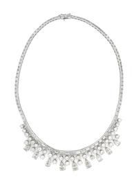 DIAMOND AND PLATINUM NECKLACE