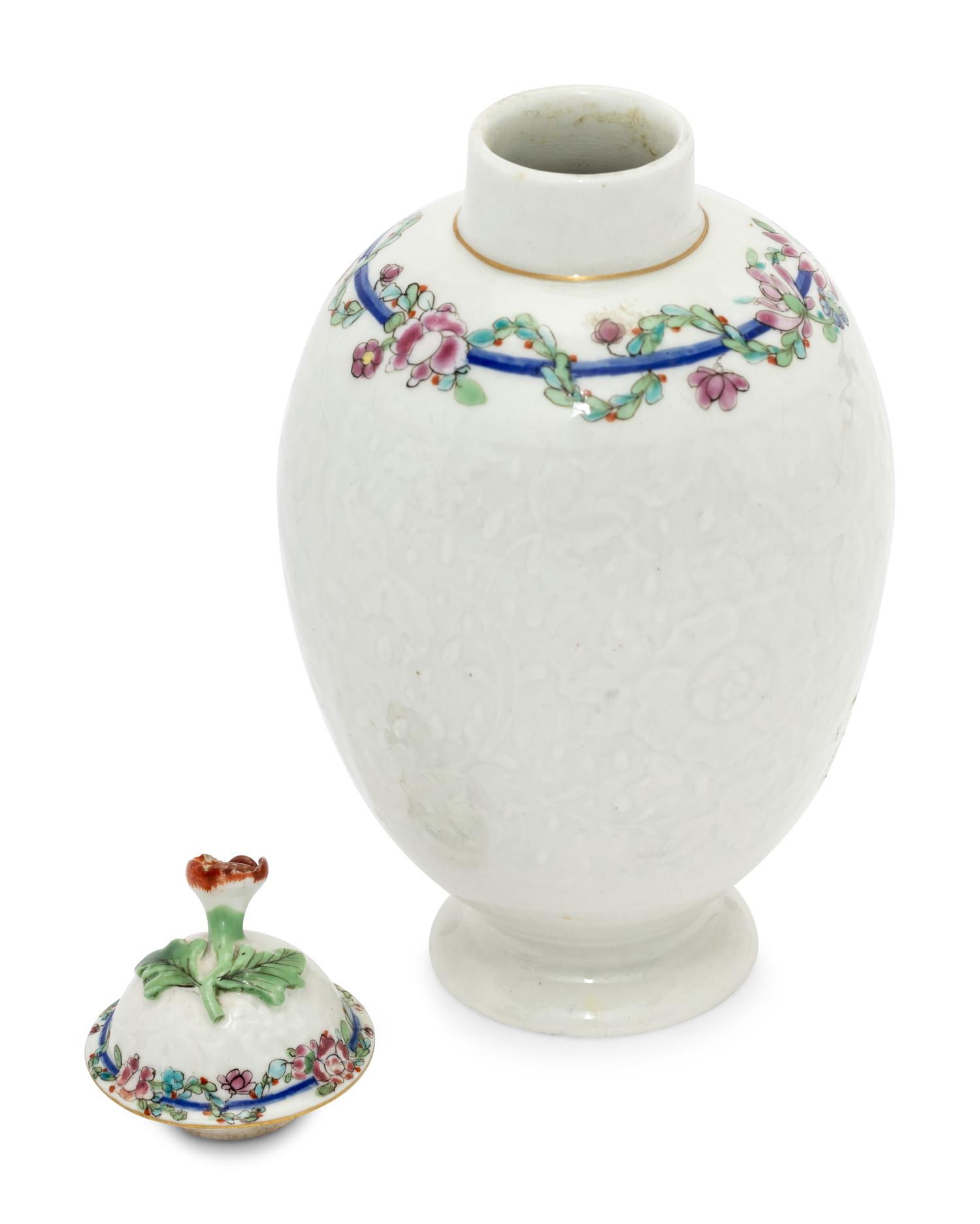 A Worcester Porcelain Tea Caddy